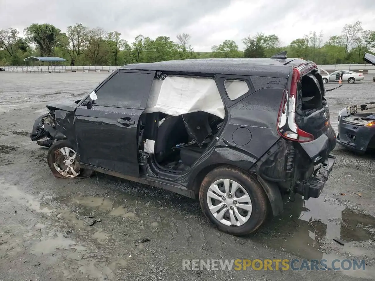 2 Photograph of a damaged car KNDJ23AU3L7726805 KIA SOUL 2020
