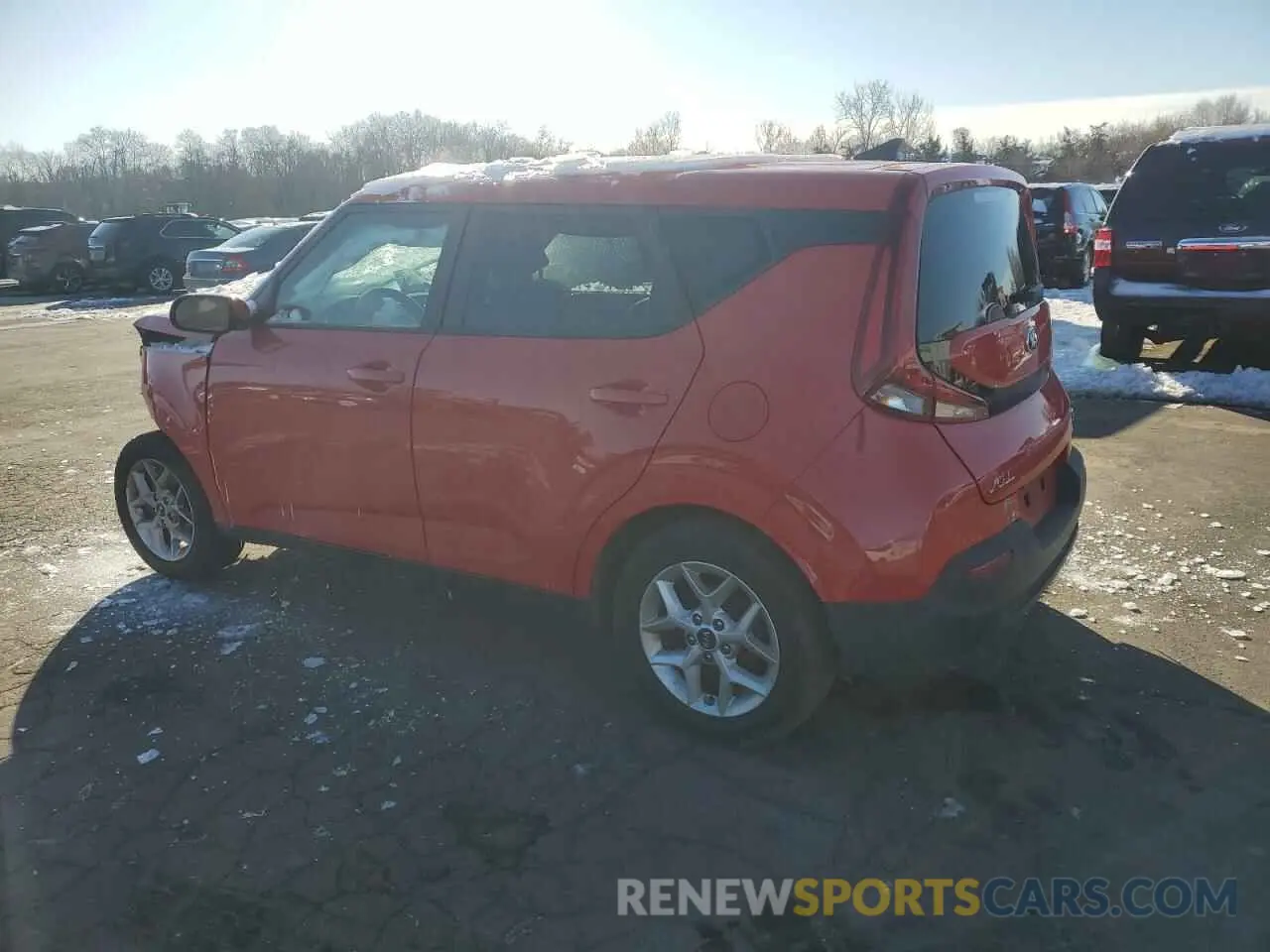 2 Photograph of a damaged car KNDJ23AU4L7003478 KIA SOUL 2020
