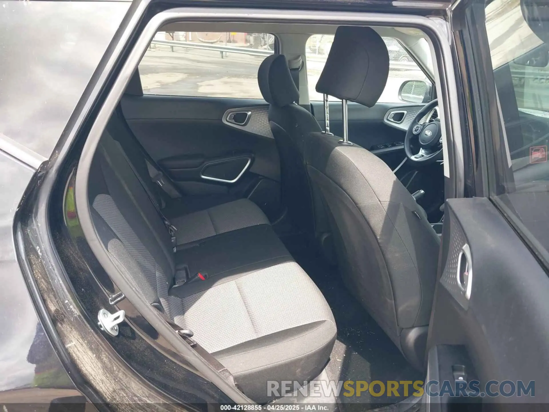 8 Photograph of a damaged car KNDJ23AU4L7004095 KIA SOUL 2020