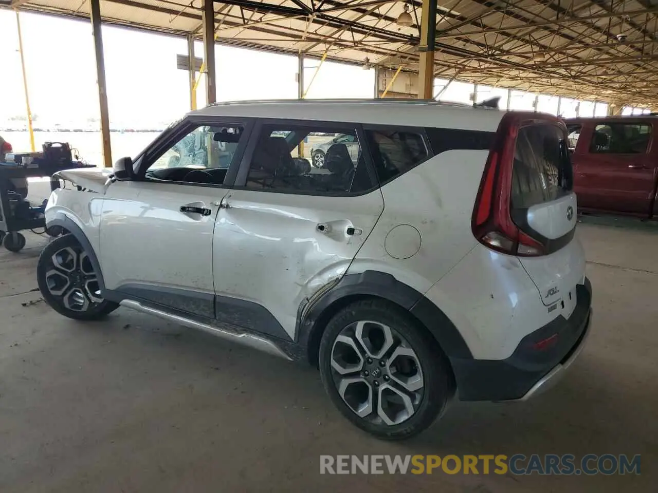 2 Photograph of a damaged car KNDJ23AU4L7013489 KIA SOUL 2020