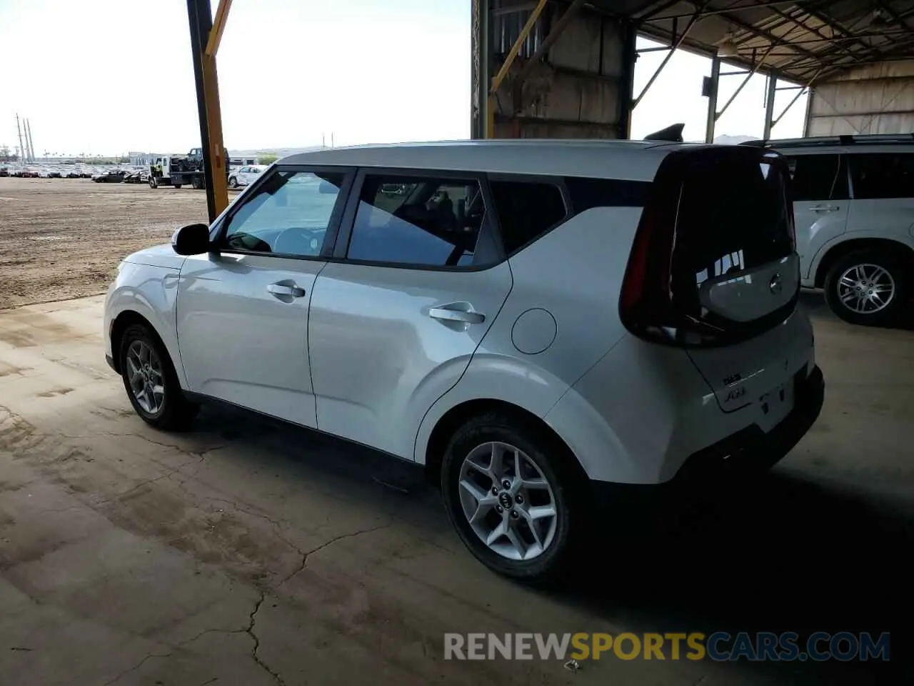 2 Photograph of a damaged car KNDJ23AU4L7014769 KIA SOUL 2020