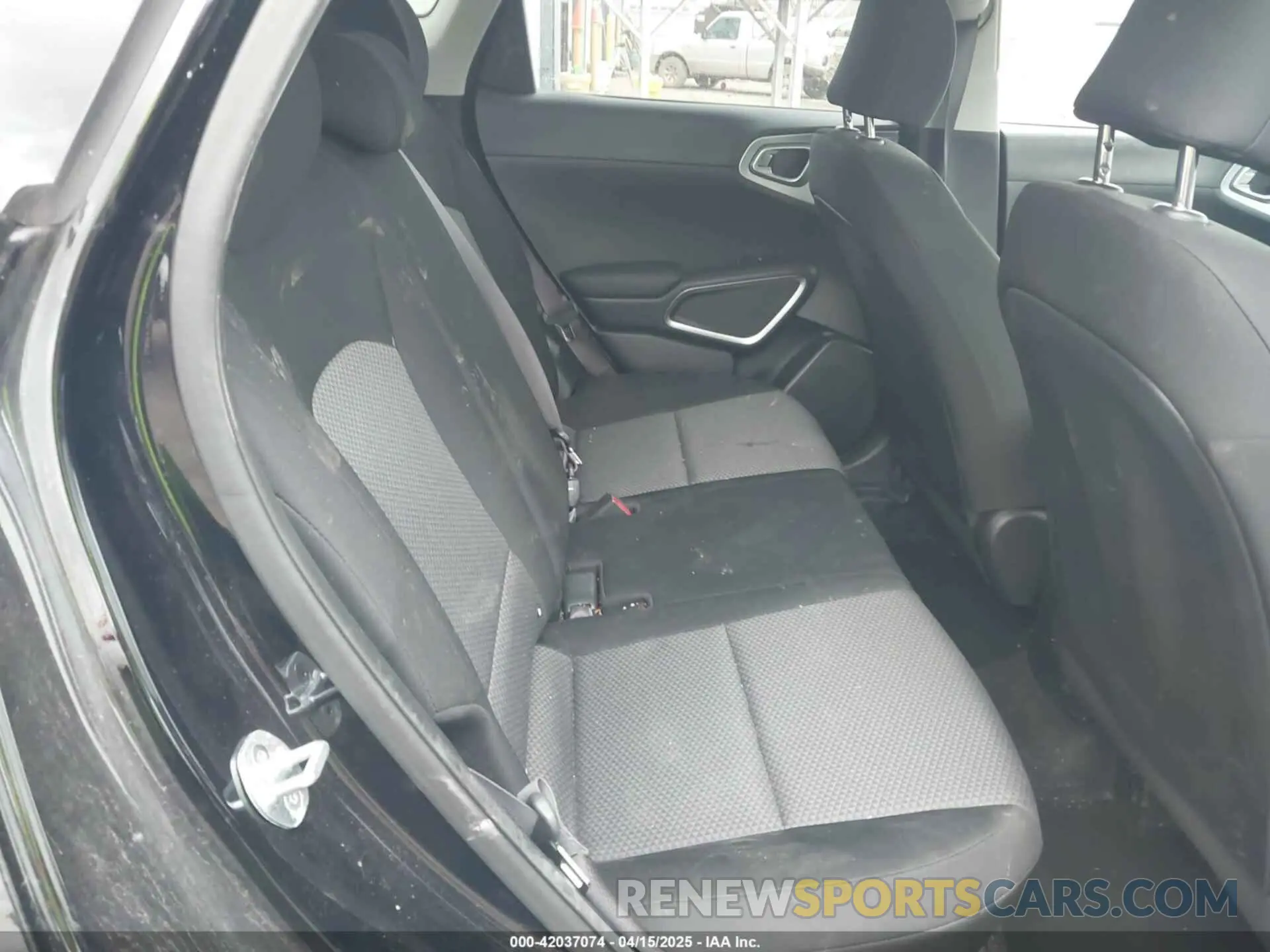 8 Photograph of a damaged car KNDJ23AU4L7020605 KIA SOUL 2020