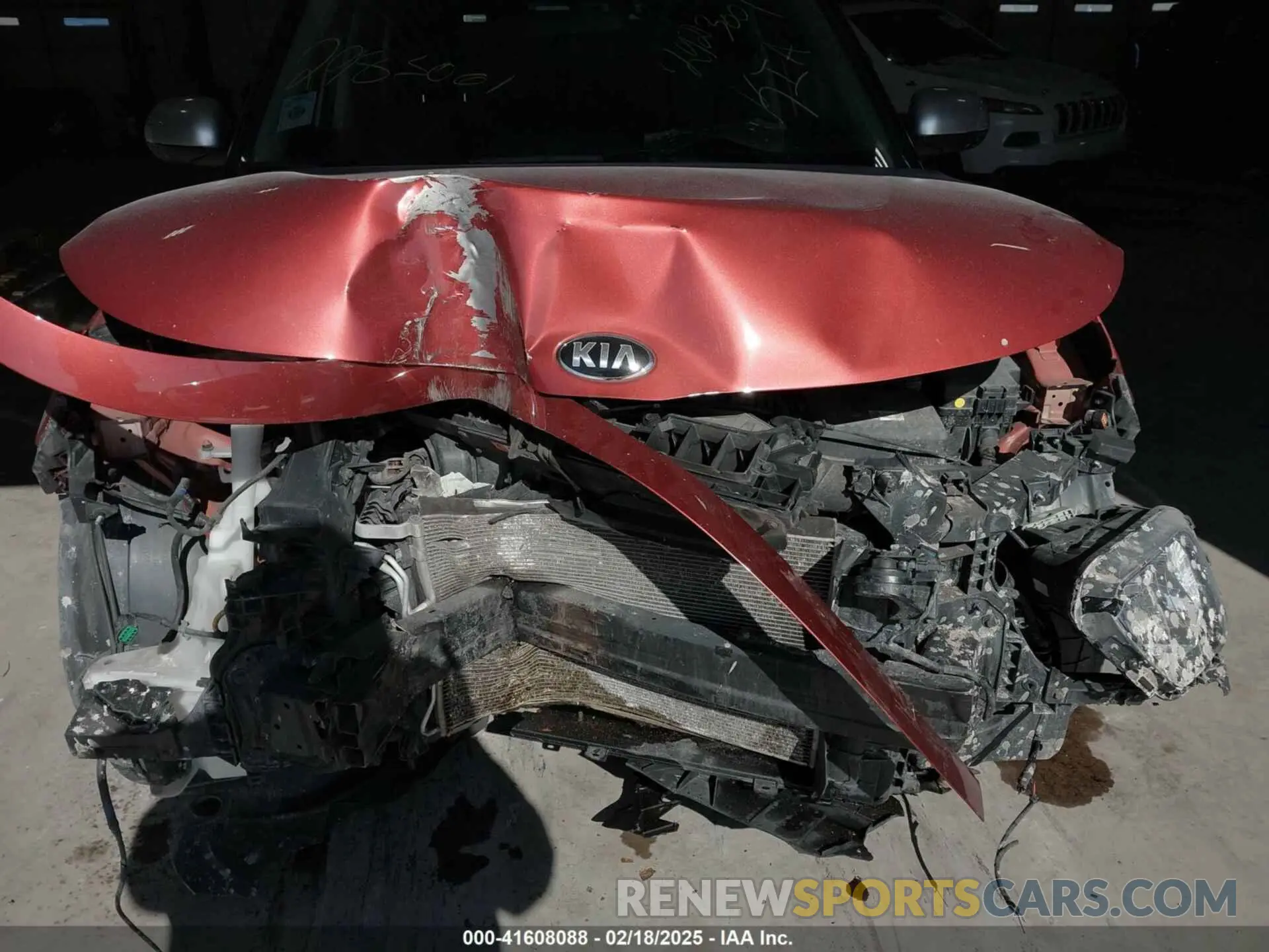 6 Photograph of a damaged car KNDJ23AU4L7050350 KIA SOUL 2020