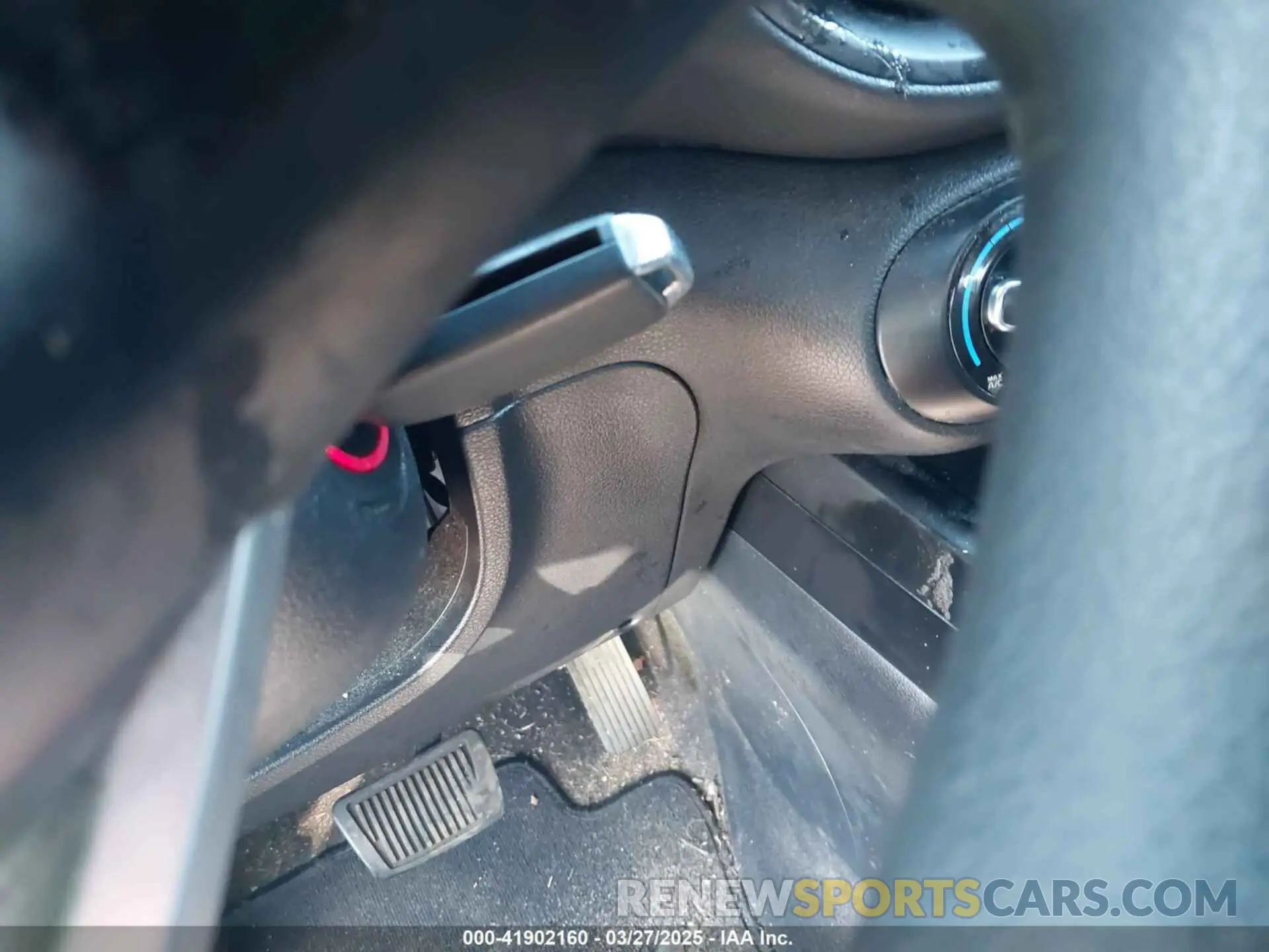 11 Photograph of a damaged car KNDJ23AU4L7057153 KIA SOUL 2020