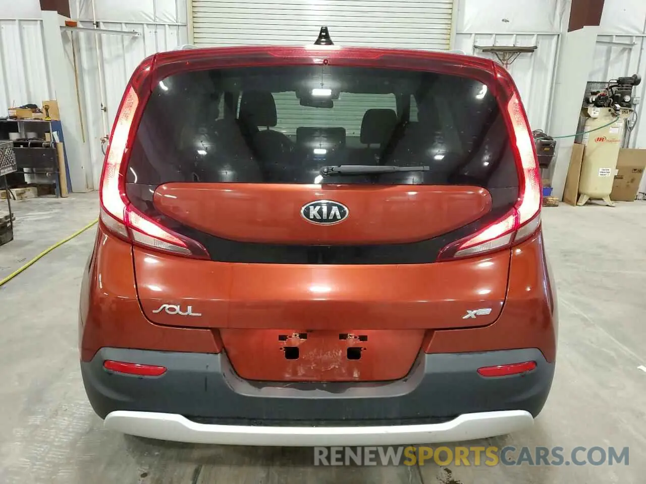 6 Photograph of a damaged car KNDJ23AU4L7063843 KIA SOUL 2020