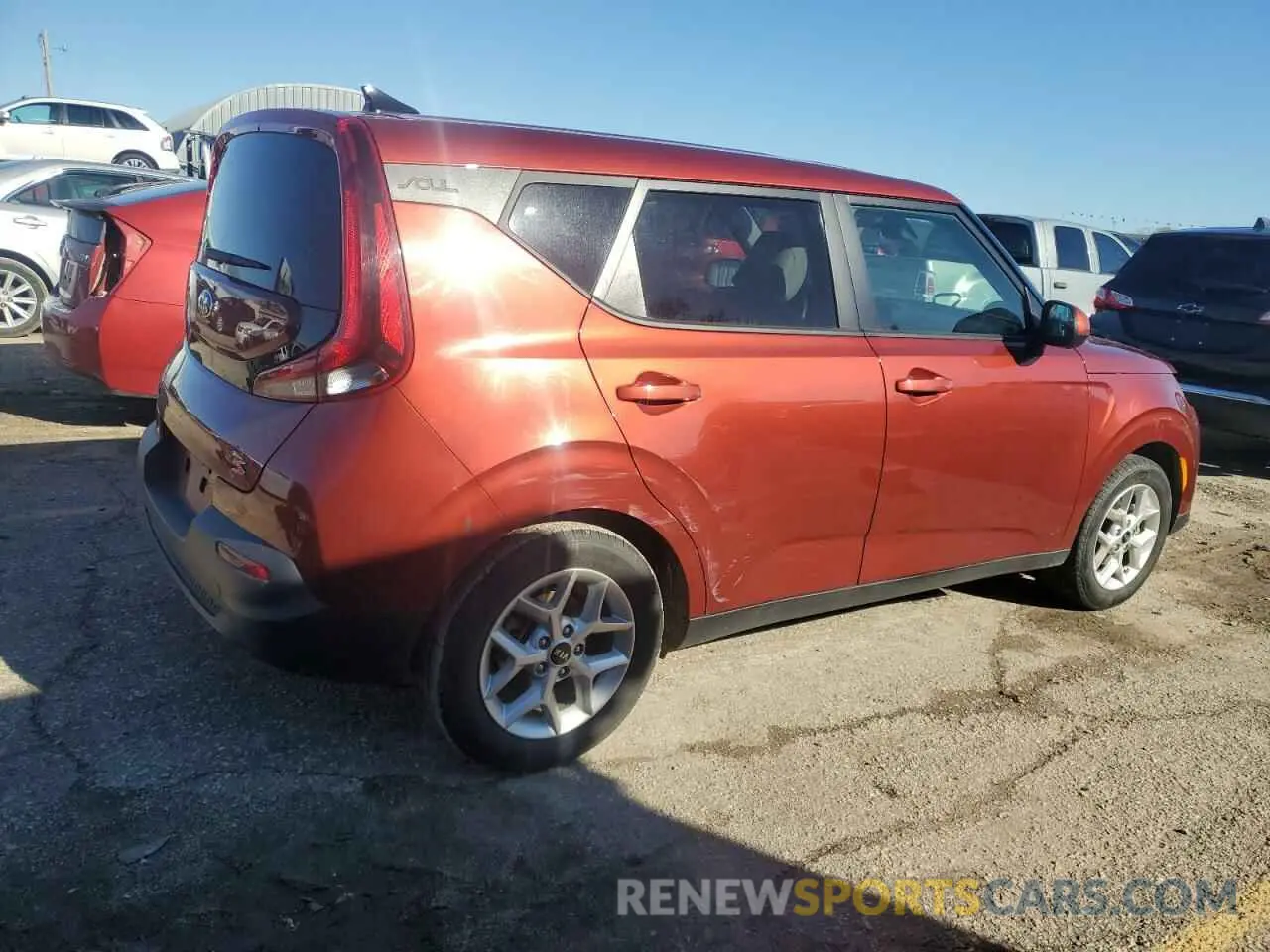 3 Photograph of a damaged car KNDJ23AU4L7078407 KIA SOUL 2020