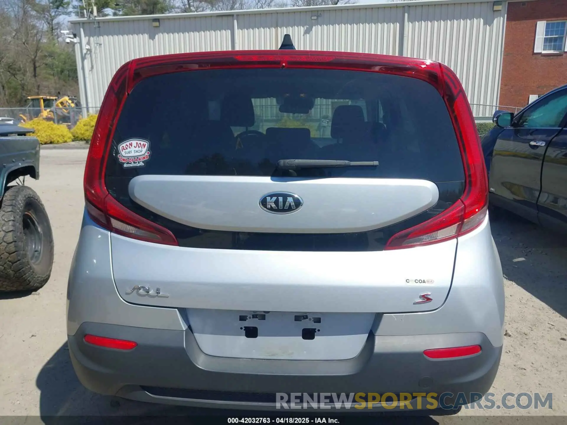 16 Photograph of a damaged car KNDJ23AU4L7089035 KIA SOUL 2020