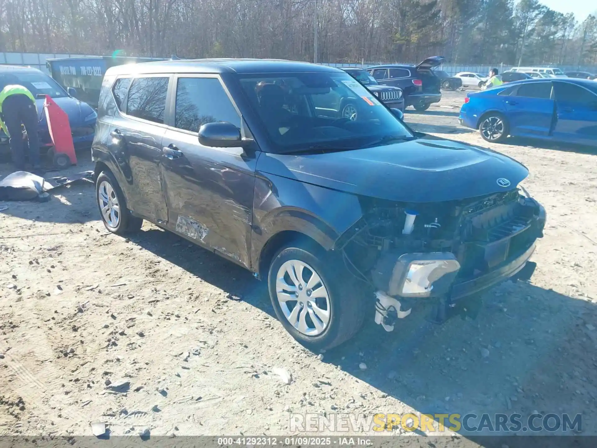 1 Photograph of a damaged car KNDJ23AU4L7107808 KIA SOUL 2020