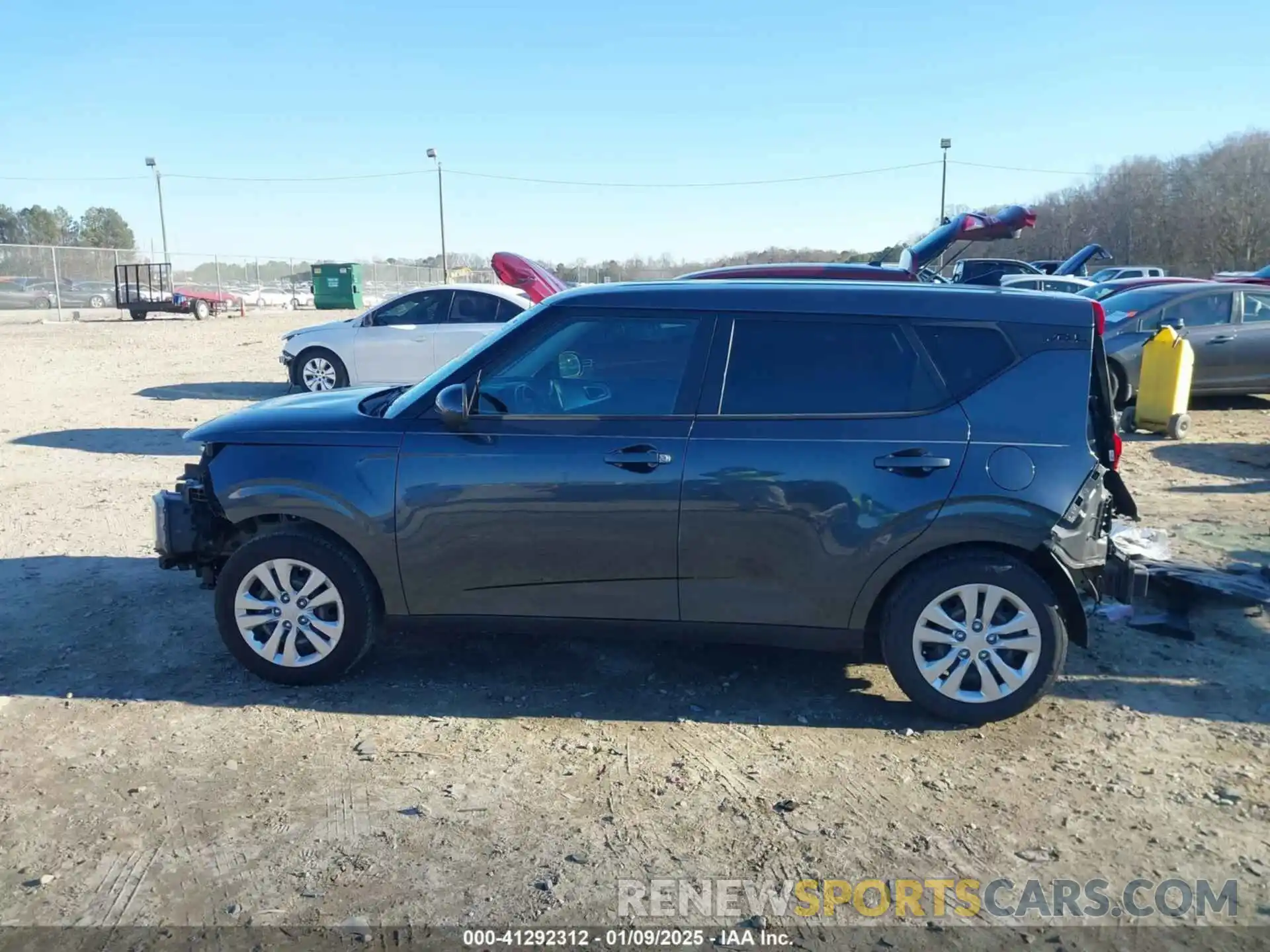 15 Photograph of a damaged car KNDJ23AU4L7107808 KIA SOUL 2020