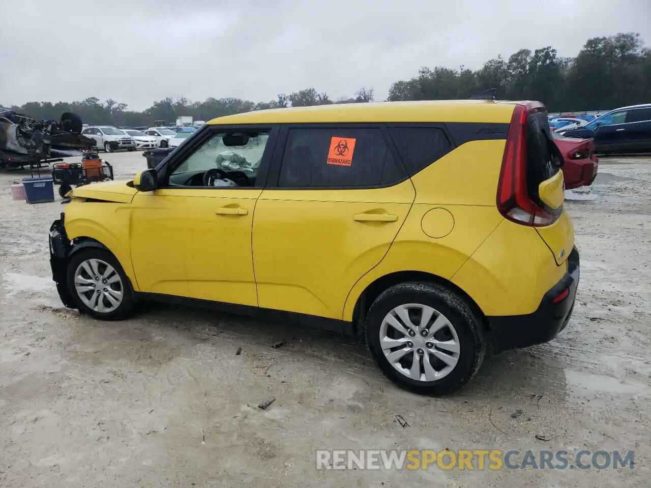 2 Photograph of a damaged car KNDJ23AU4L7116945 KIA SOUL 2020