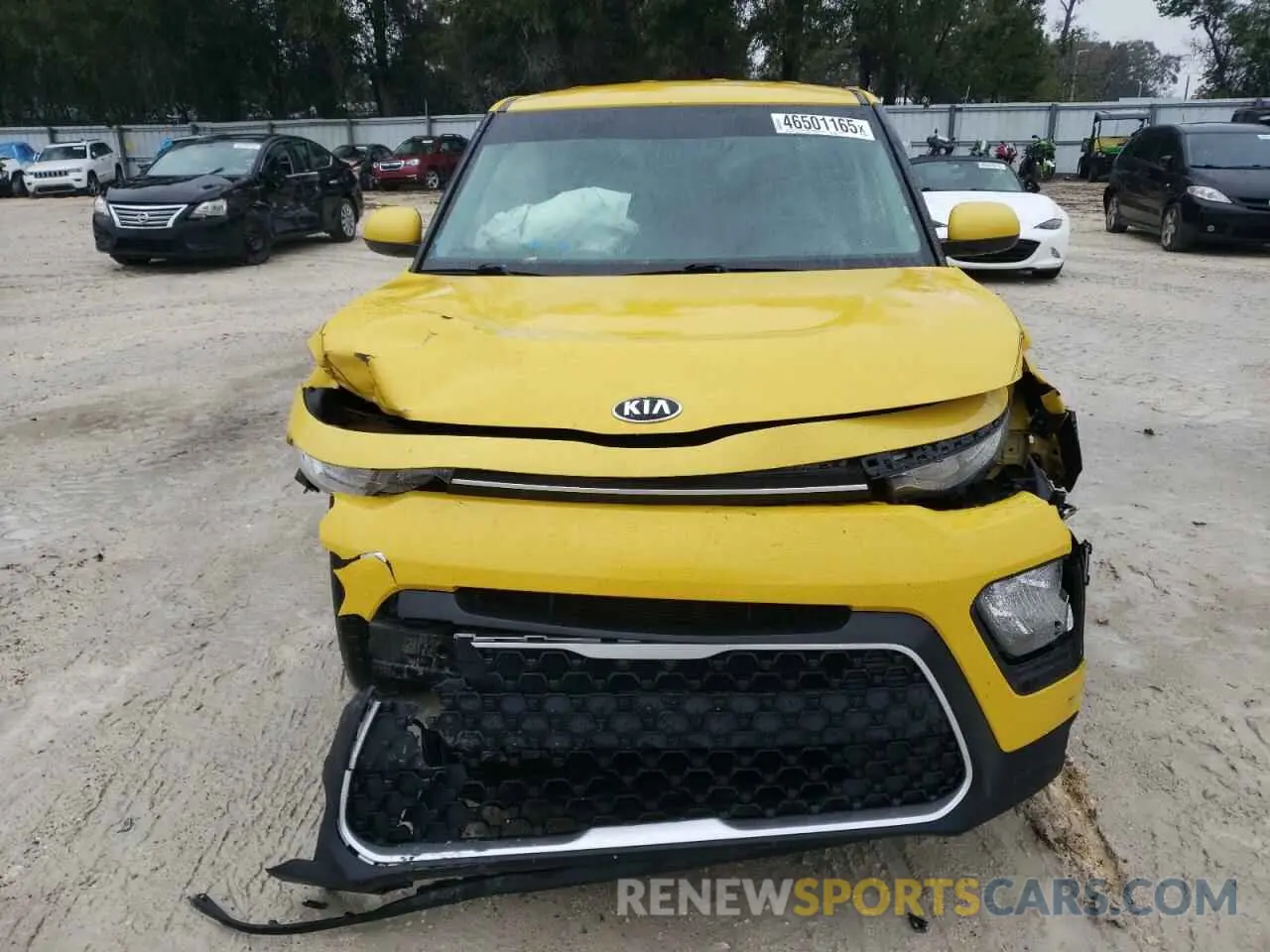 5 Photograph of a damaged car KNDJ23AU4L7116945 KIA SOUL 2020