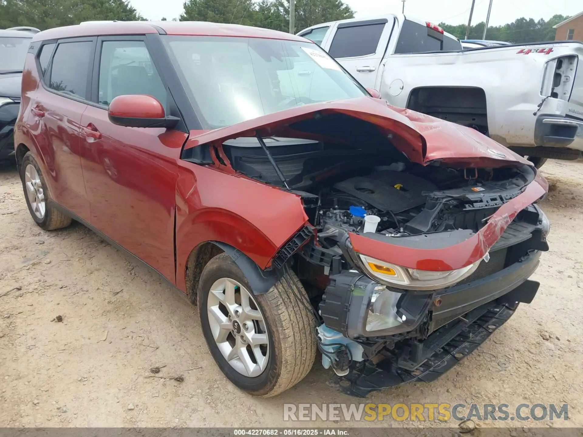 1 Photograph of a damaged car KNDJ23AU4L7118131 KIA SOUL 2020