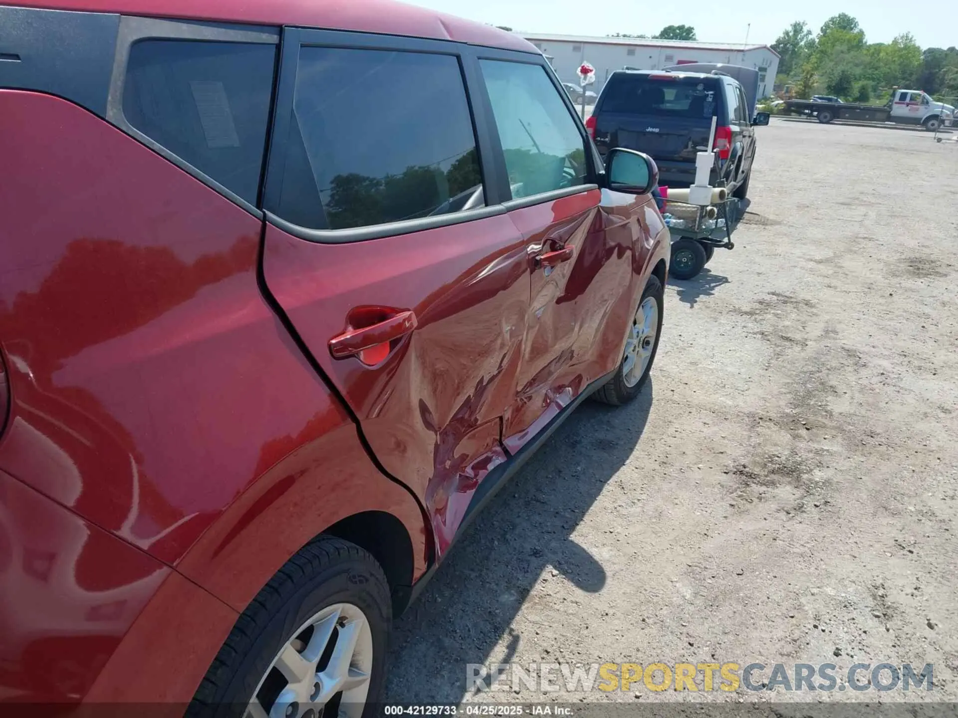 6 Photograph of a damaged car KNDJ23AU4L7122759 KIA SOUL 2020