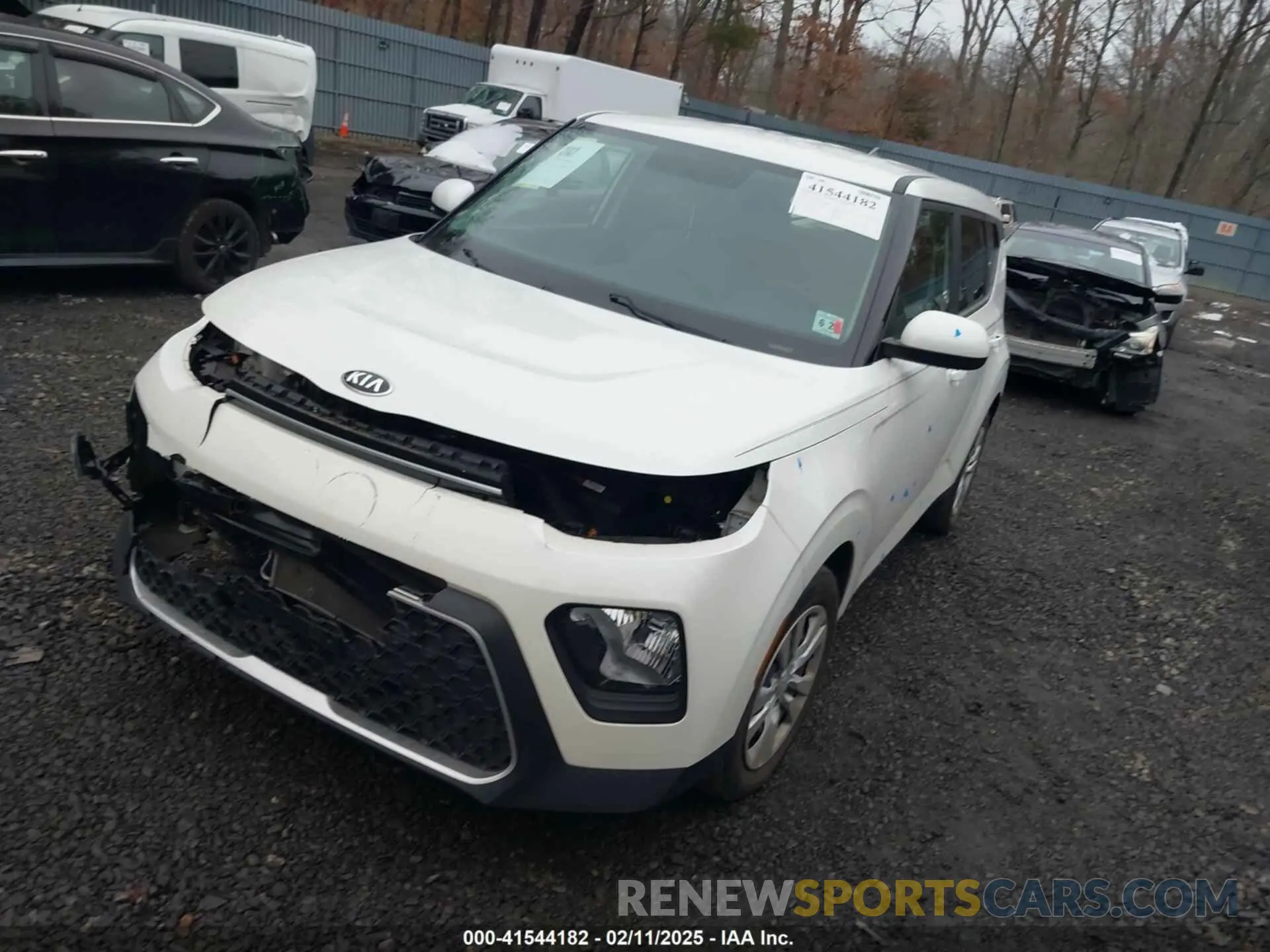 2 Photograph of a damaged car KNDJ23AU4L7723217 KIA SOUL 2020