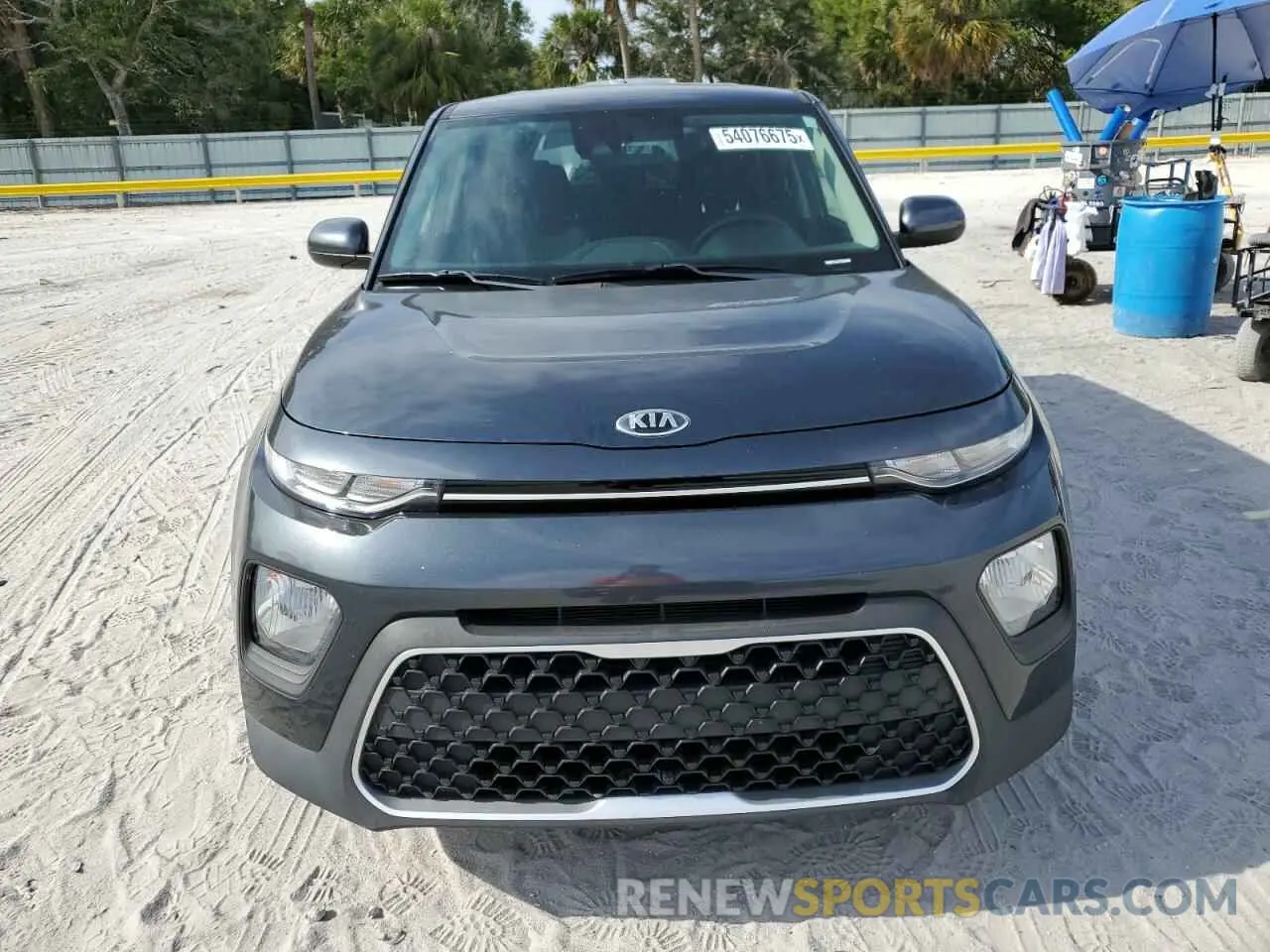 5 Photograph of a damaged car KNDJ23AU5L7002775 KIA SOUL 2020
