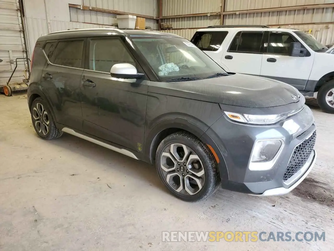 4 Photograph of a damaged car KNDJ23AU5L7027109 KIA SOUL 2020