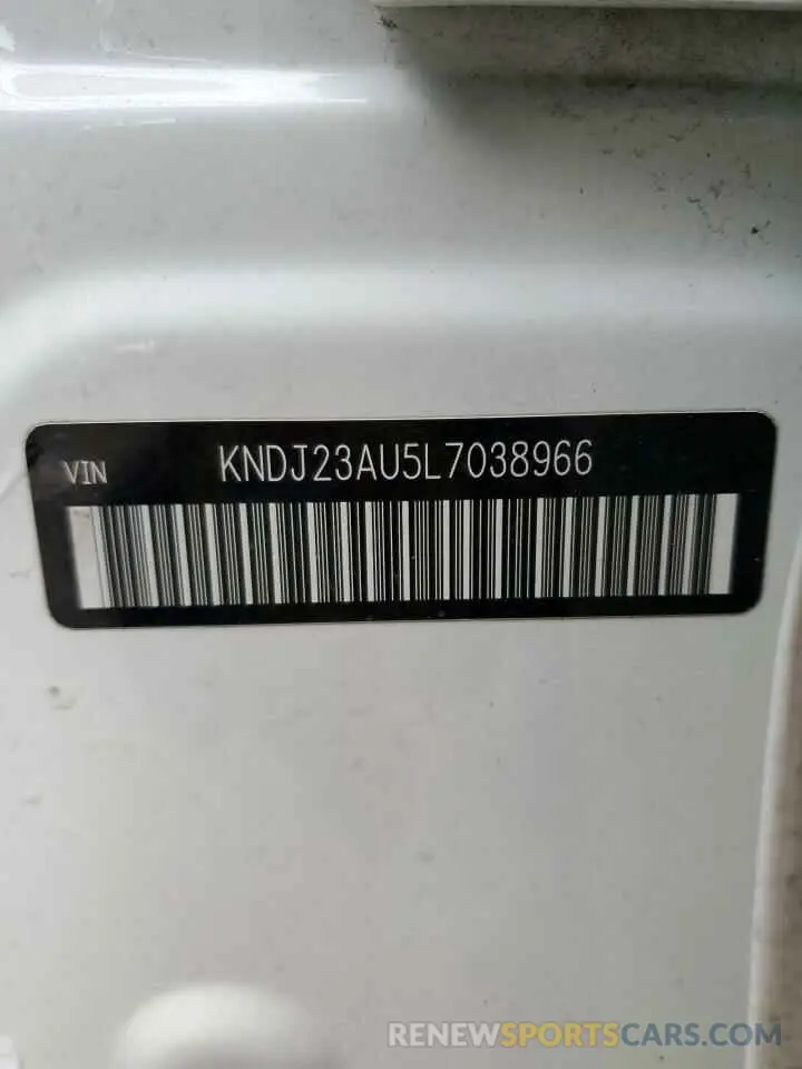 12 Photograph of a damaged car KNDJ23AU5L7038966 KIA SOUL 2020