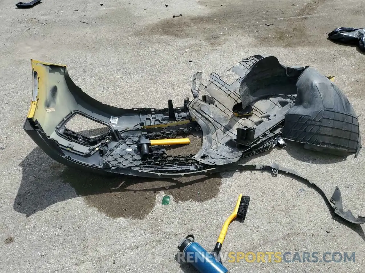 13 Photograph of a damaged car KNDJ23AU5L7047957 KIA SOUL 2020