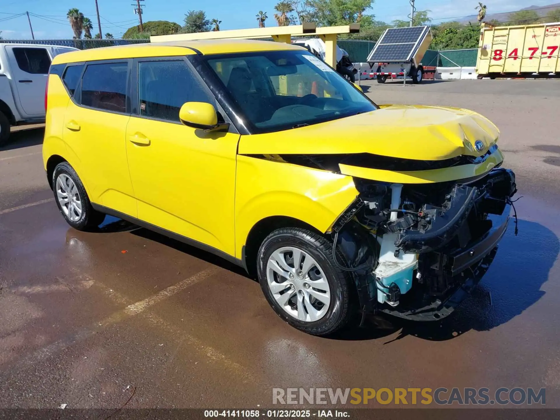 1 Photograph of a damaged car KNDJ23AU5L7052317 KIA SOUL 2020