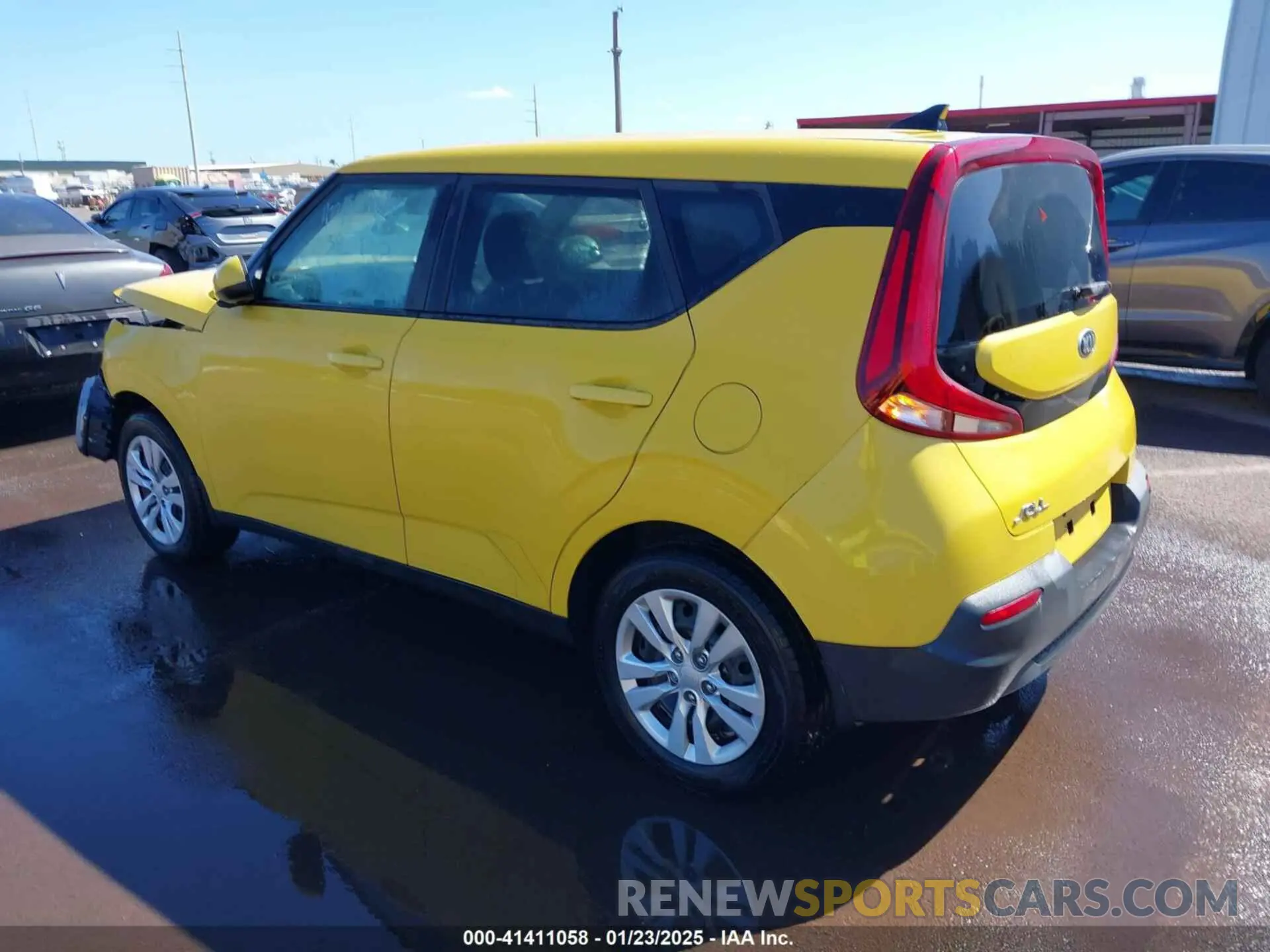 3 Photograph of a damaged car KNDJ23AU5L7052317 KIA SOUL 2020