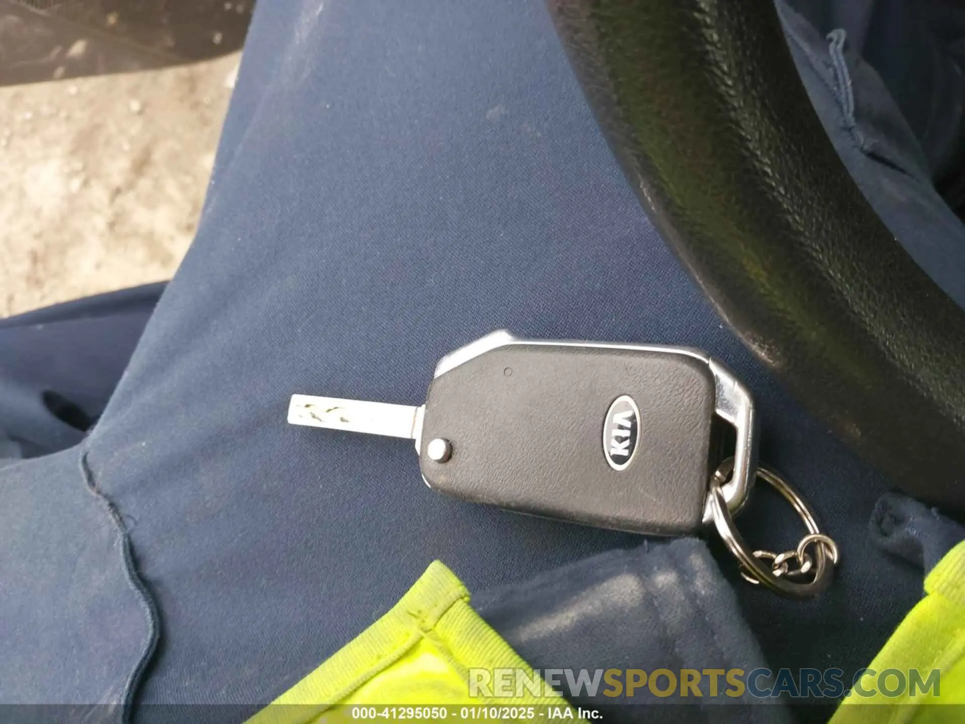 11 Photograph of a damaged car KNDJ23AU5L7054438 KIA SOUL 2020