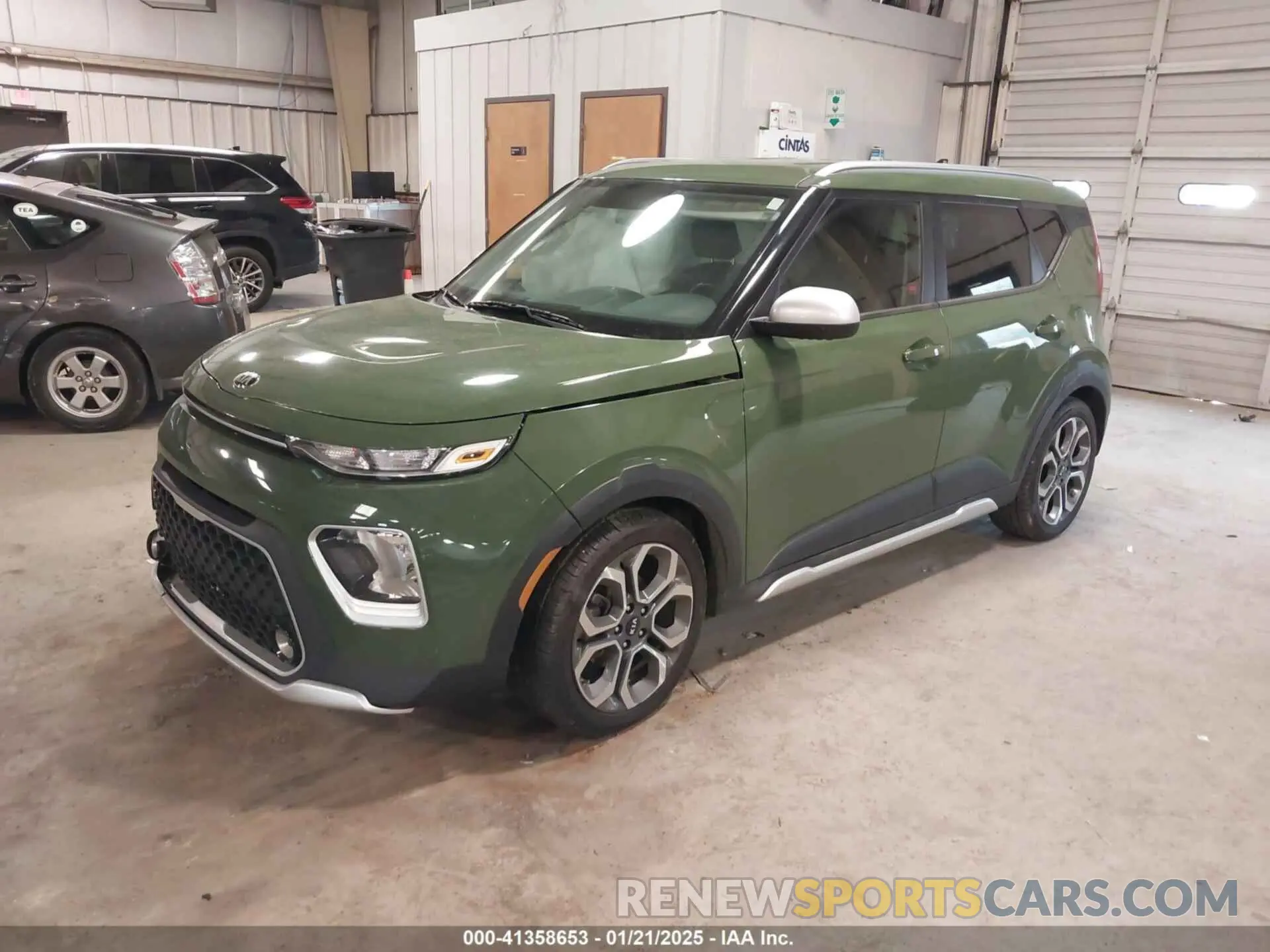 2 Photograph of a damaged car KNDJ23AU5L7068730 KIA SOUL 2020