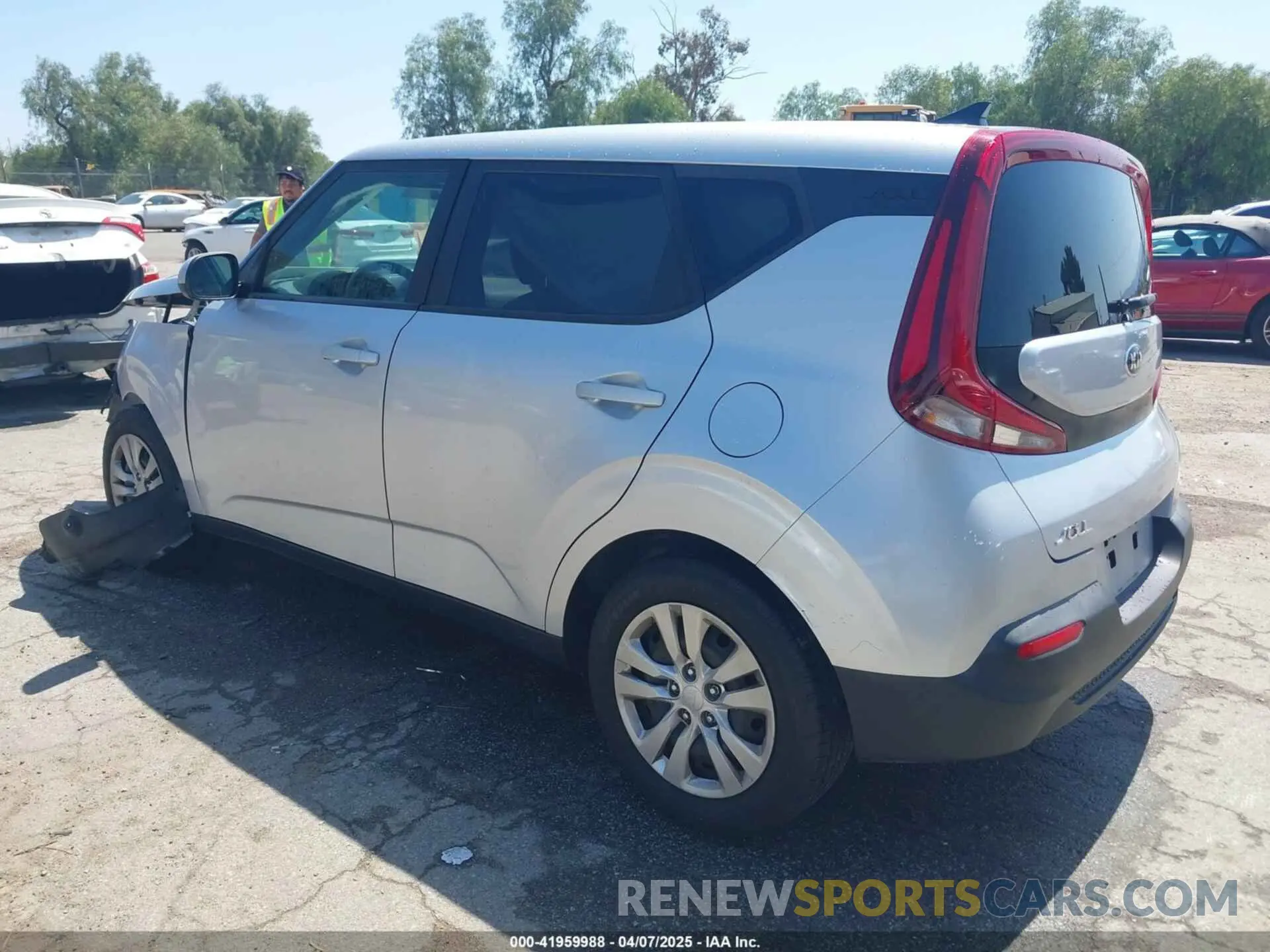 3 Photograph of a damaged car KNDJ23AU5L7097239 KIA SOUL 2020