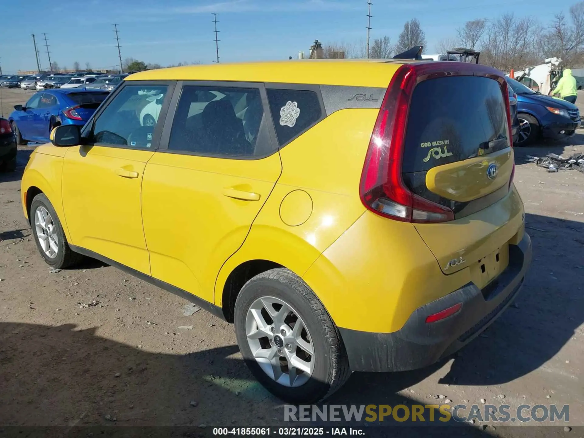 3 Photograph of a damaged car KNDJ23AU5L7101306 KIA SOUL 2020