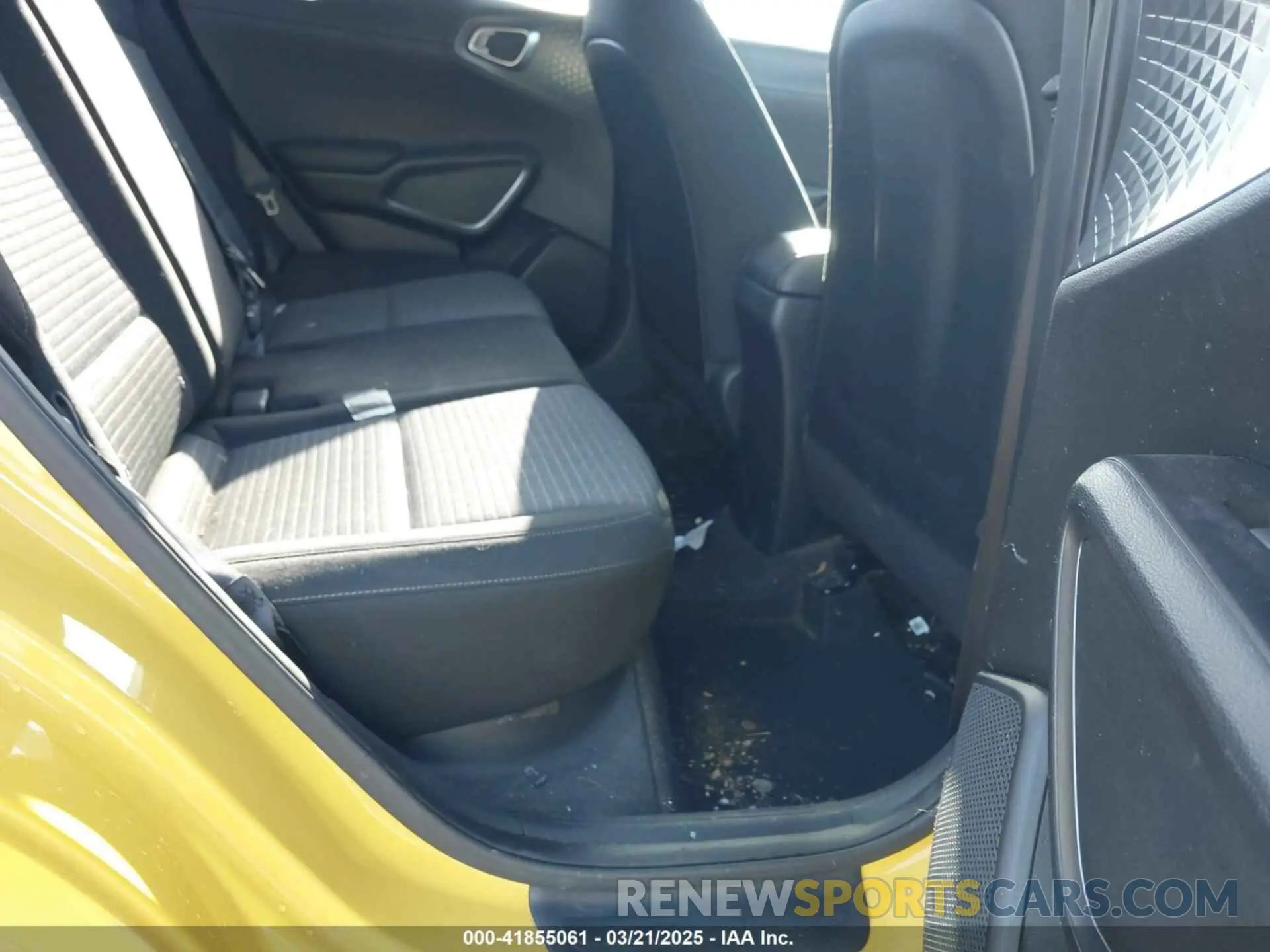 8 Photograph of a damaged car KNDJ23AU5L7101306 KIA SOUL 2020