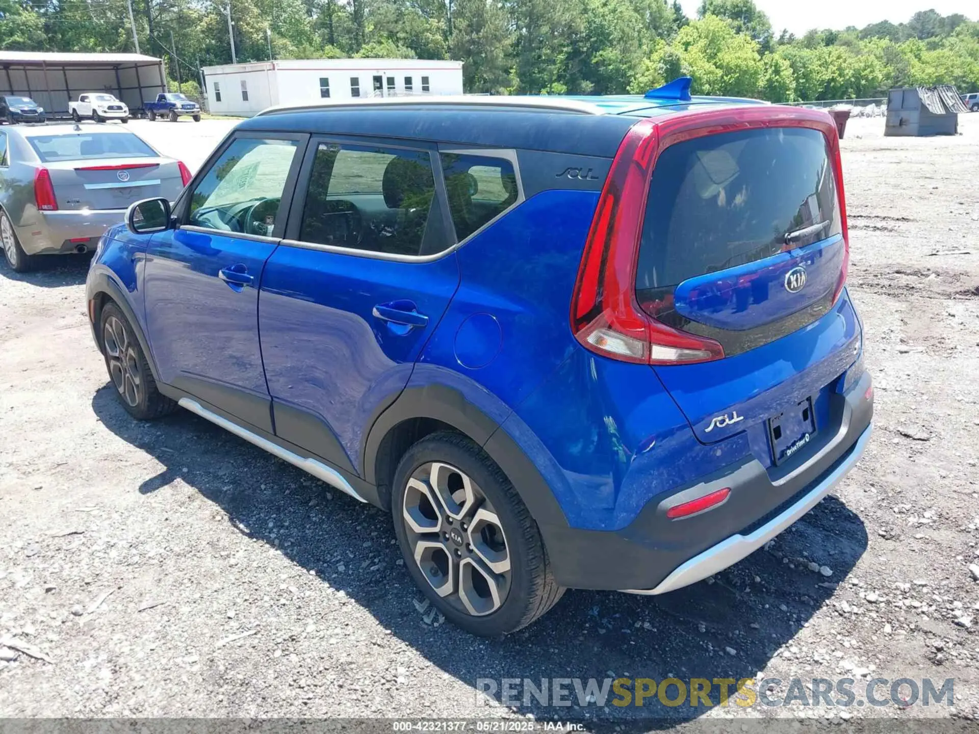 3 Photograph of a damaged car KNDJ23AU5L7109485 KIA SOUL 2020