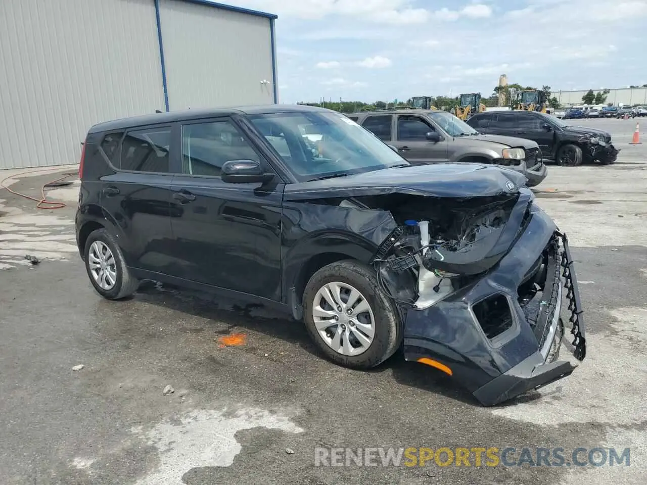 4 Photograph of a damaged car KNDJ23AU5L7121720 KIA SOUL 2020