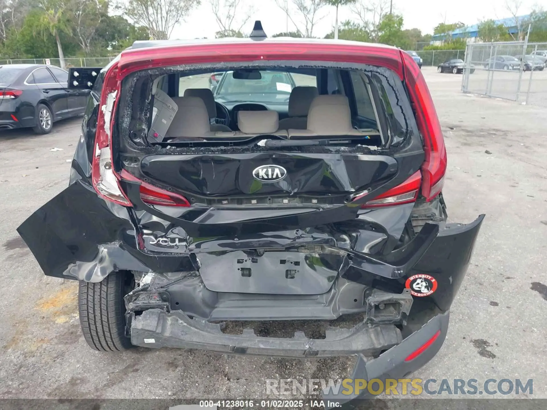 16 Photograph of a damaged car KNDJ23AU5L7707575 KIA SOUL 2020