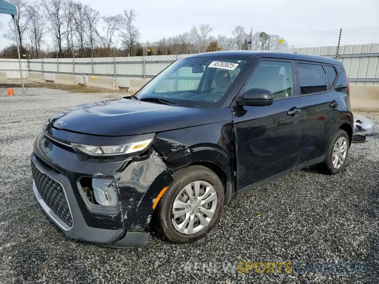 1 Photograph of a damaged car KNDJ23AU5L7713134 KIA SOUL 2020