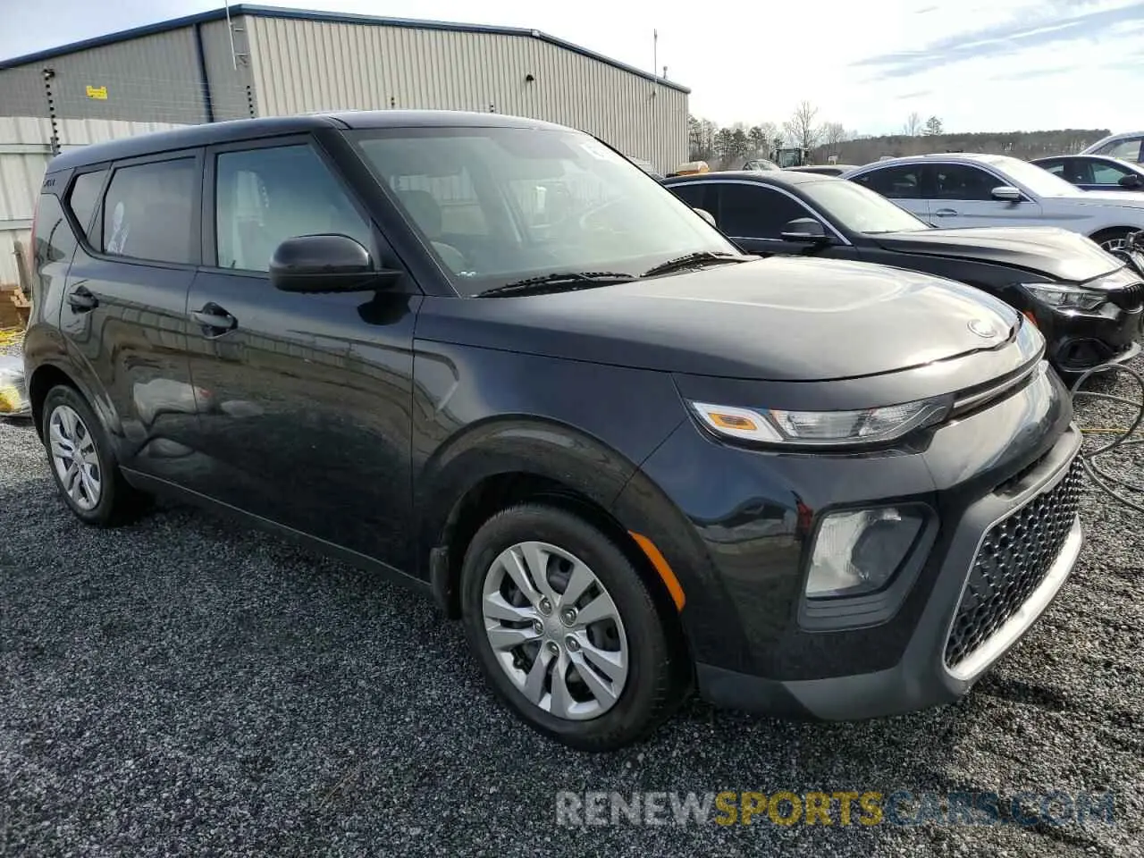 4 Photograph of a damaged car KNDJ23AU5L7713134 KIA SOUL 2020