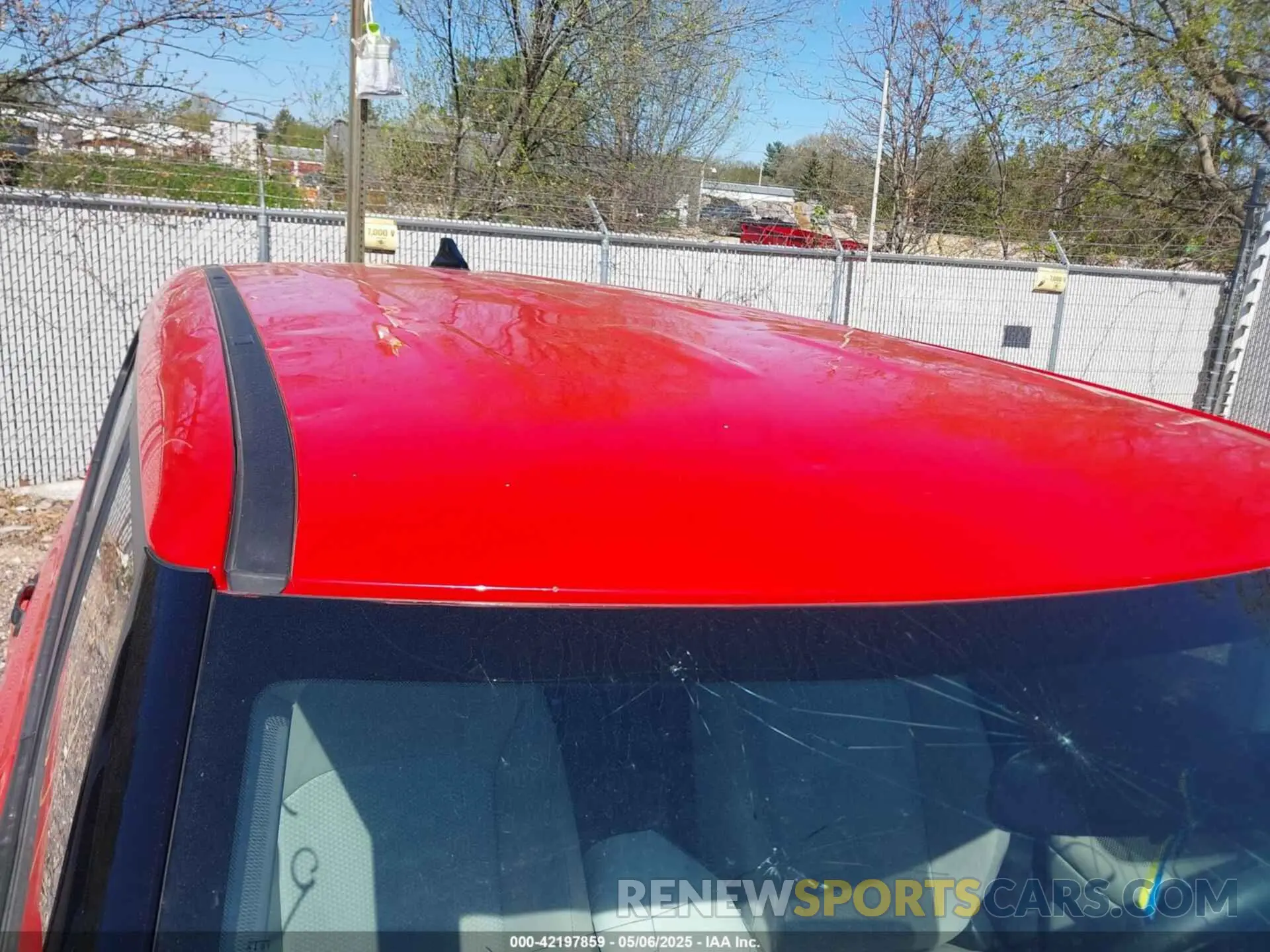 18 Photograph of a damaged car KNDJ23AU5L7713697 KIA SOUL 2020