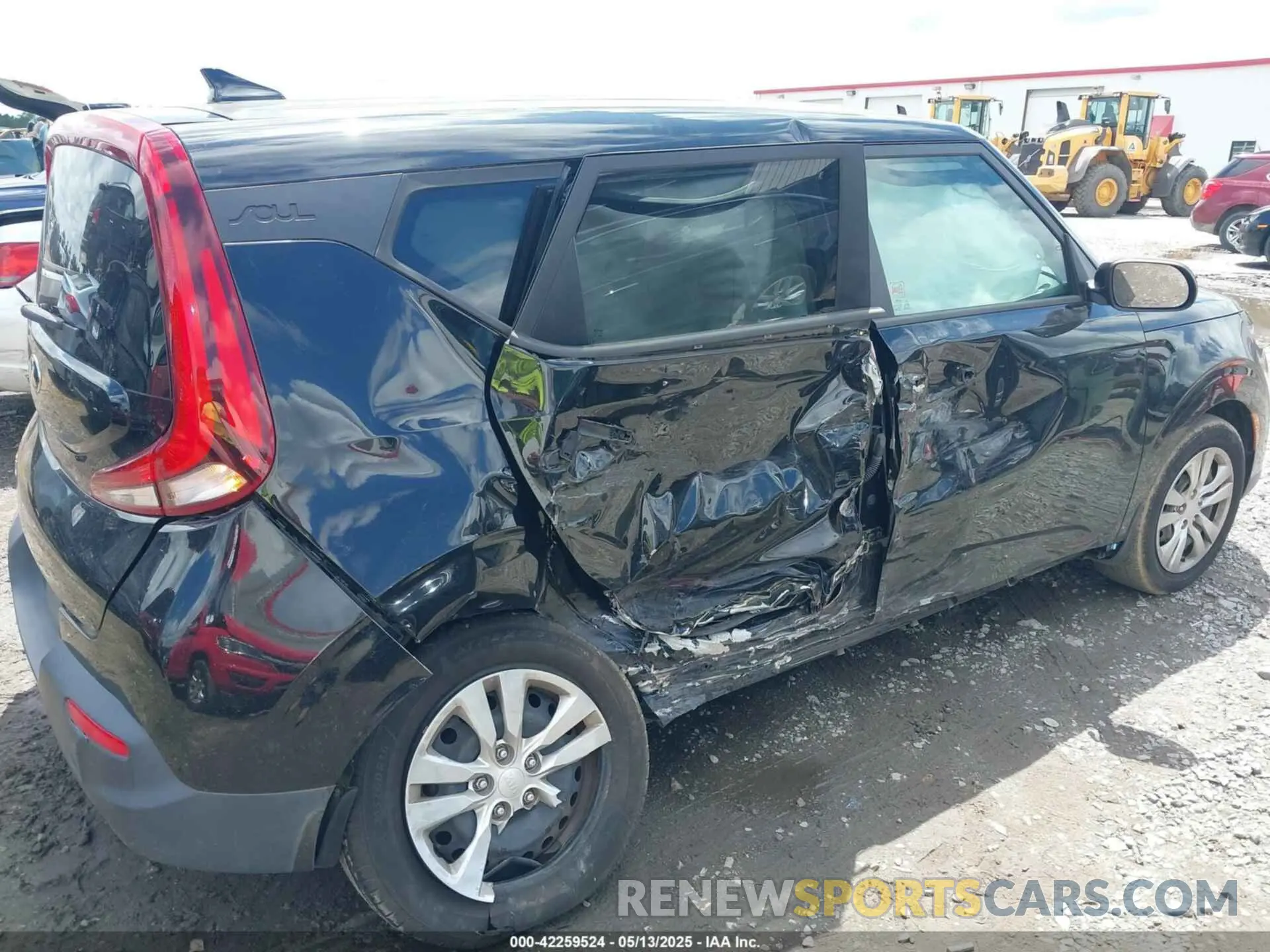 6 Photograph of a damaged car KNDJ23AU5L7718043 KIA SOUL 2020
