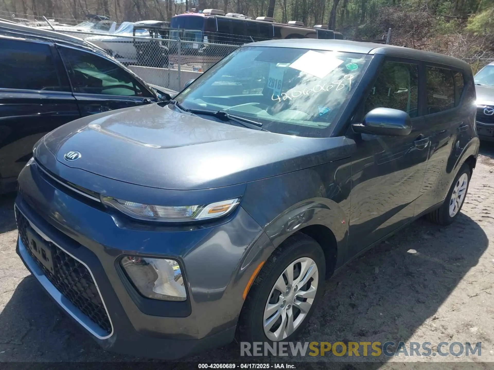 2 Photograph of a damaged car KNDJ23AU5L7727308 KIA SOUL 2020