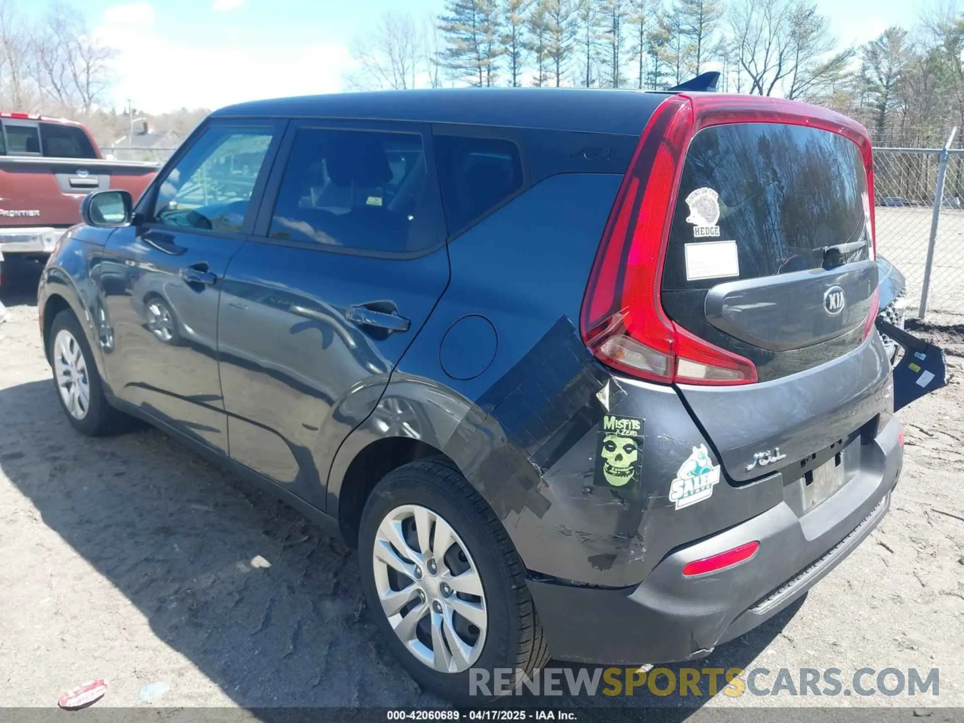 3 Photograph of a damaged car KNDJ23AU5L7727308 KIA SOUL 2020