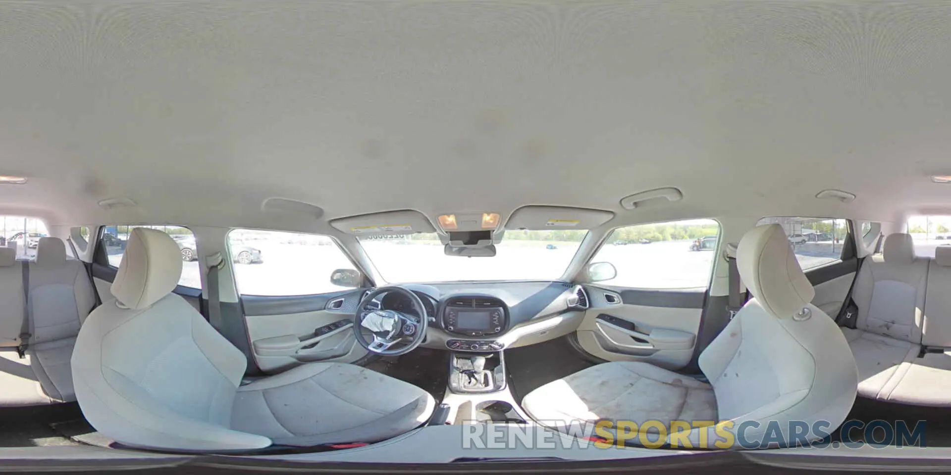 12 Photograph of a damaged car KNDJ23AU6L7004096 KIA SOUL 2020