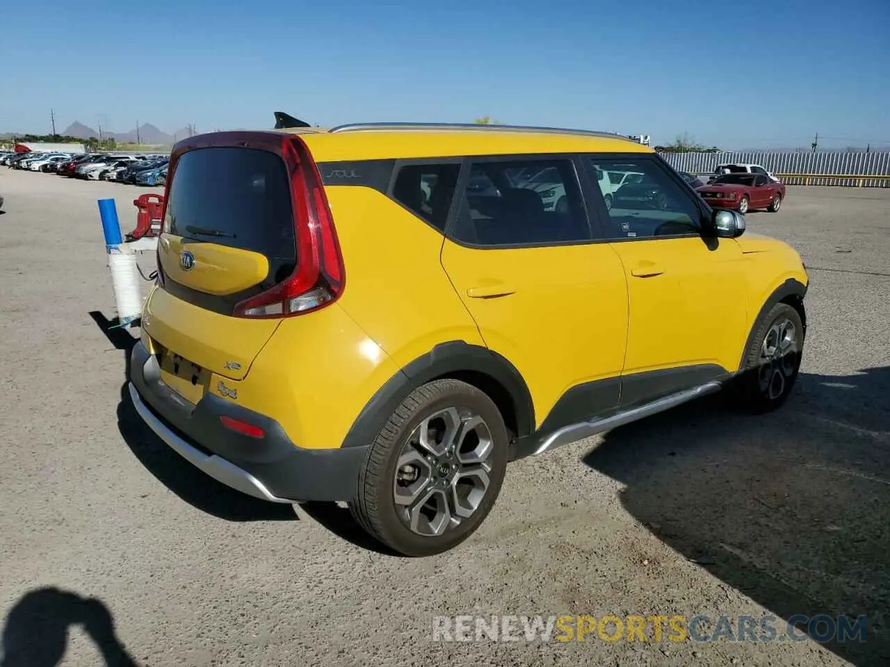 3 Photograph of a damaged car KNDJ23AU6L7047661 KIA SOUL 2020