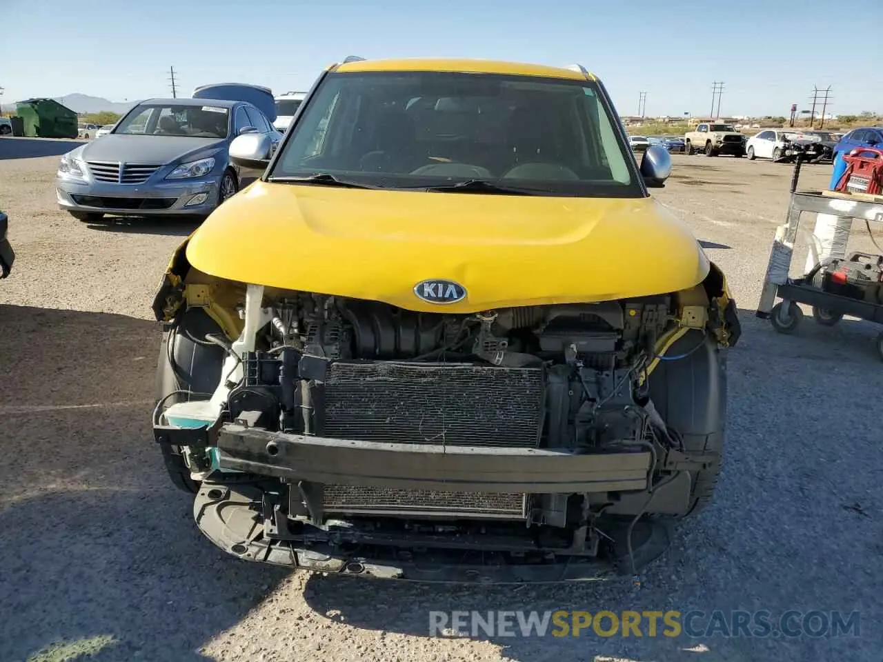 5 Photograph of a damaged car KNDJ23AU6L7047661 KIA SOUL 2020
