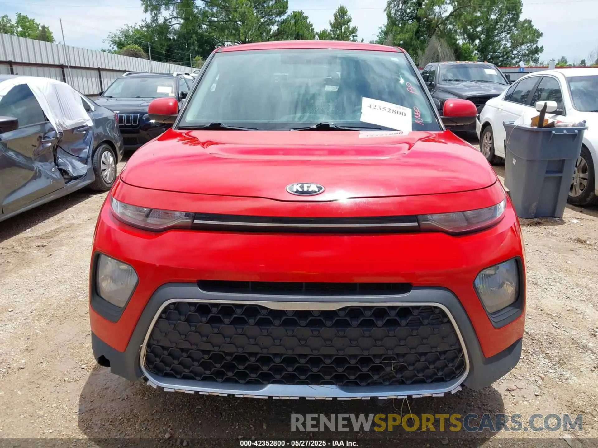 13 Photograph of a damaged car KNDJ23AU6L7048289 KIA SOUL 2020