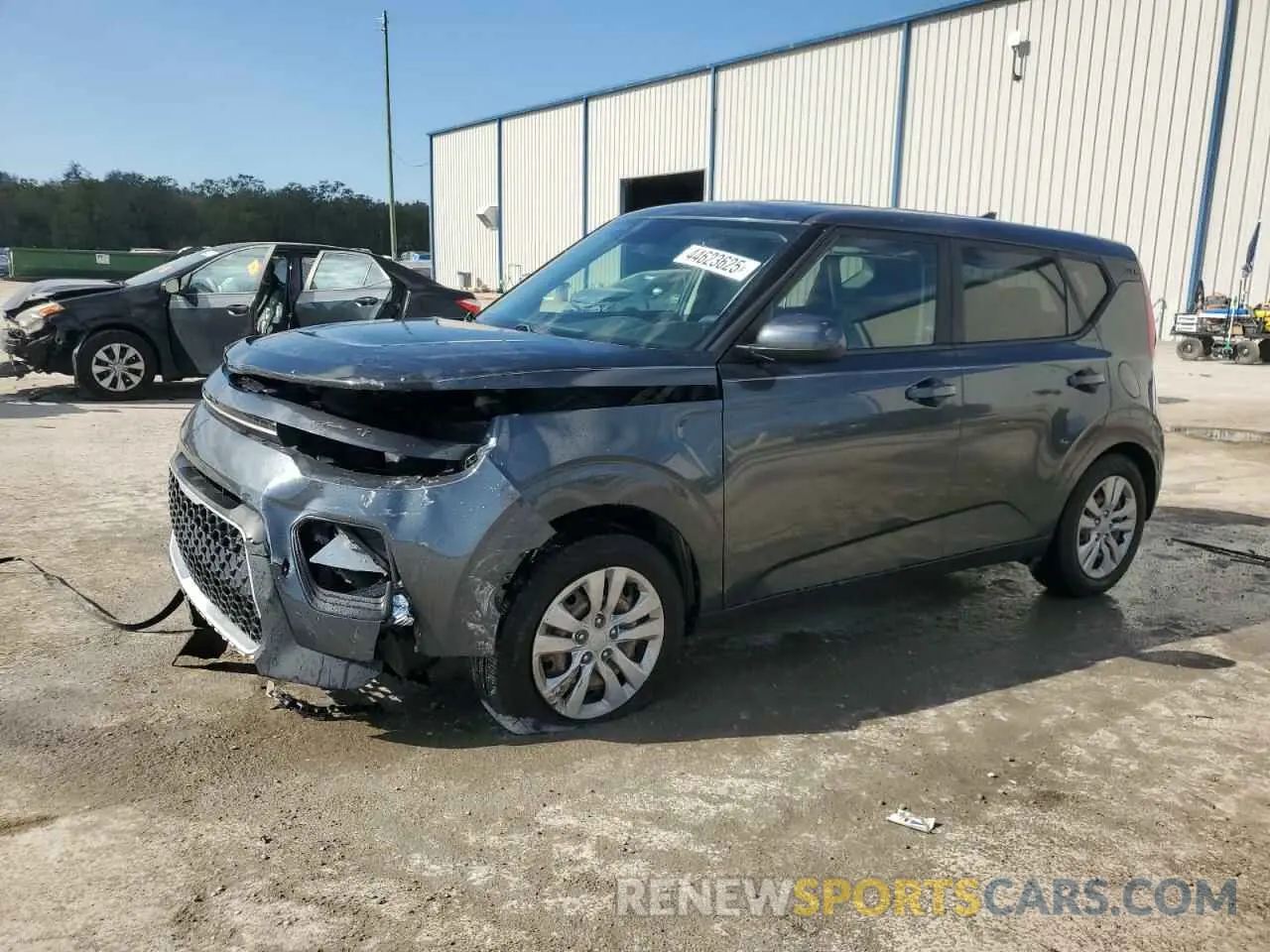 1 Photograph of a damaged car KNDJ23AU6L7071393 KIA SOUL 2020