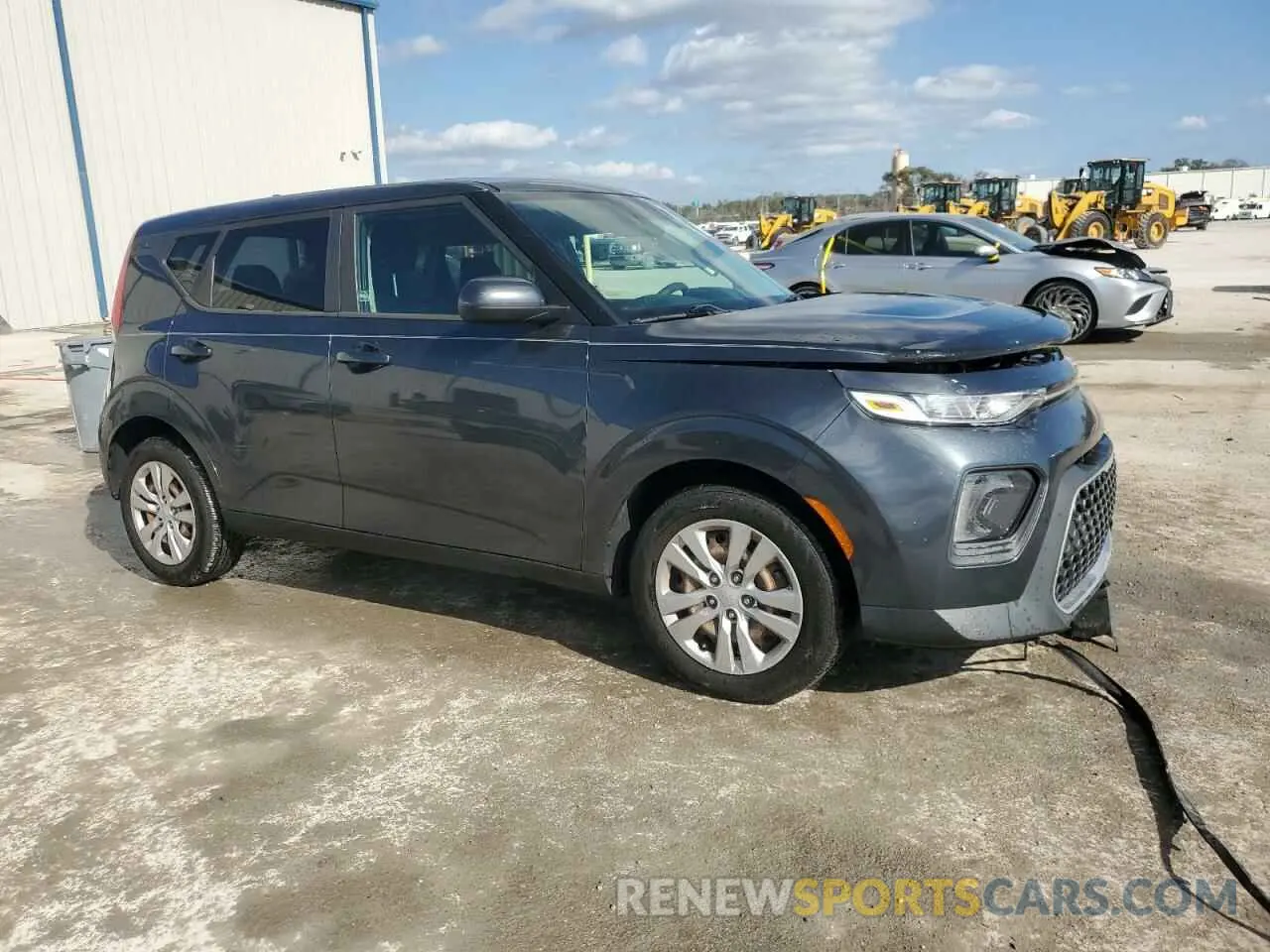 4 Photograph of a damaged car KNDJ23AU6L7071393 KIA SOUL 2020