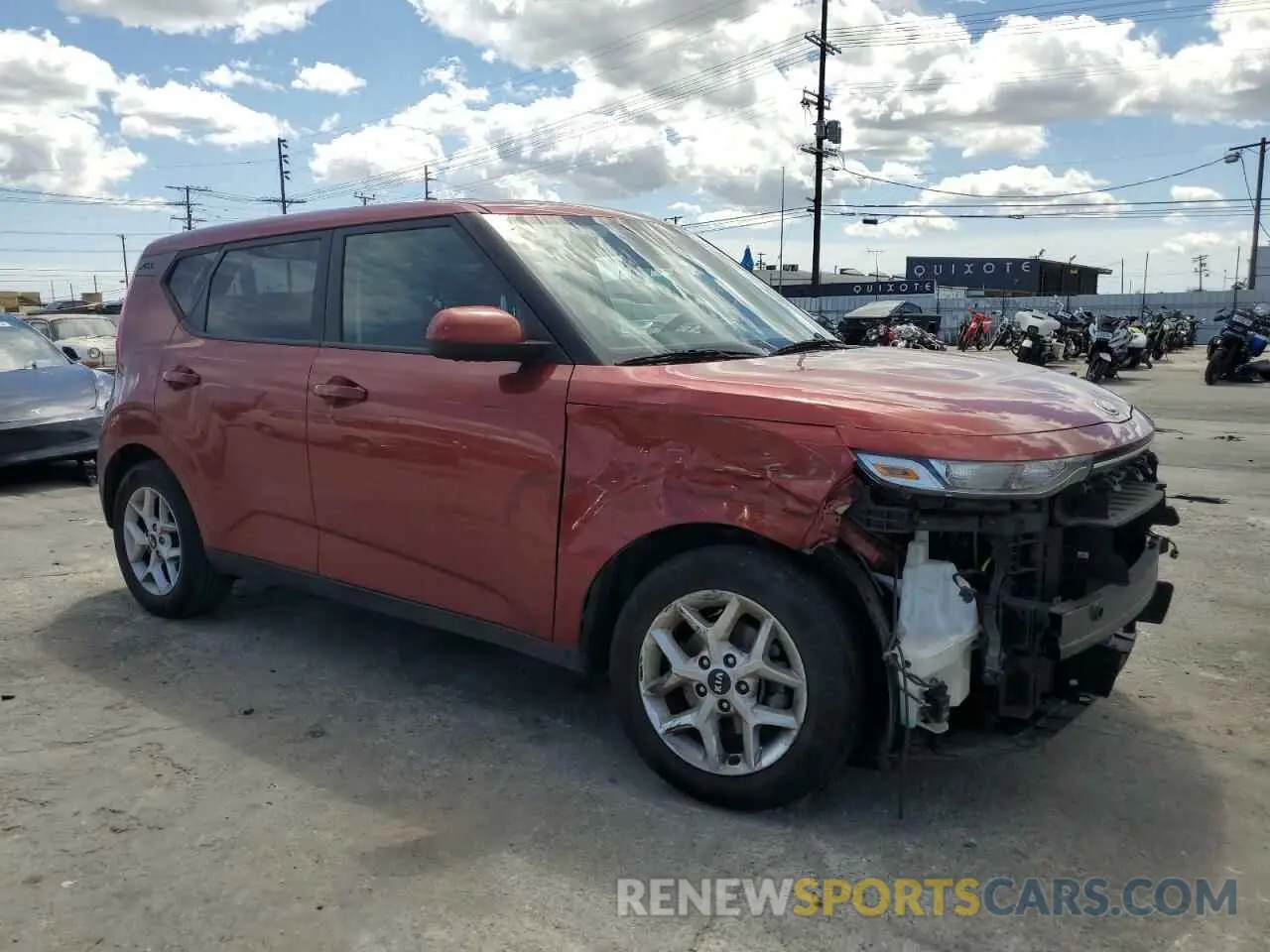 4 Photograph of a damaged car KNDJ23AU6L7072544 KIA SOUL 2020