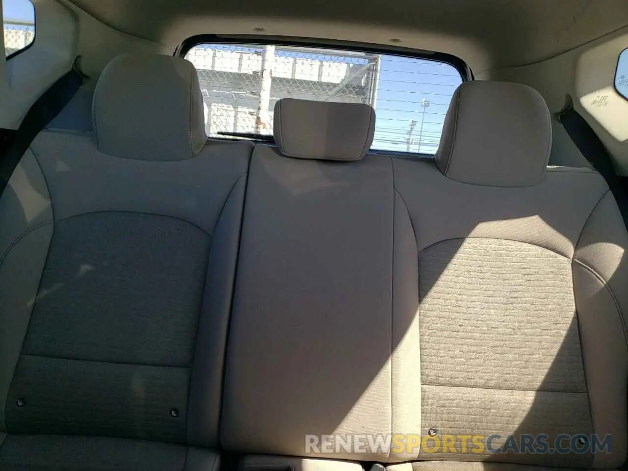 10 Photograph of a damaged car KNDJ23AU6L7073158 KIA SOUL 2020