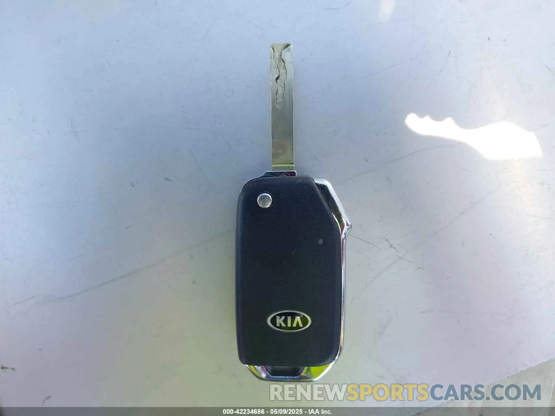 11 Photograph of a damaged car KNDJ23AU6L7090266 KIA SOUL 2020
