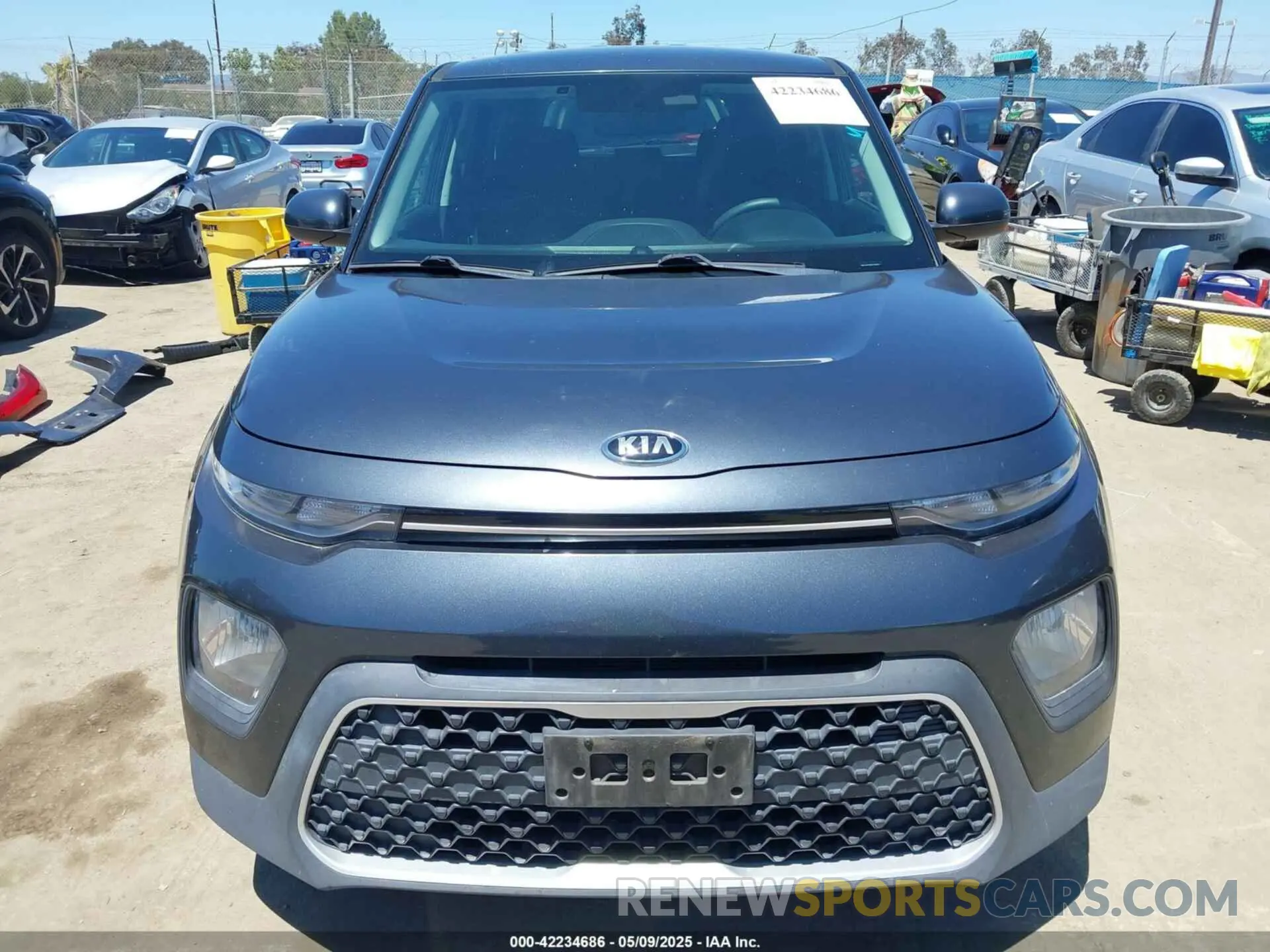 13 Photograph of a damaged car KNDJ23AU6L7090266 KIA SOUL 2020
