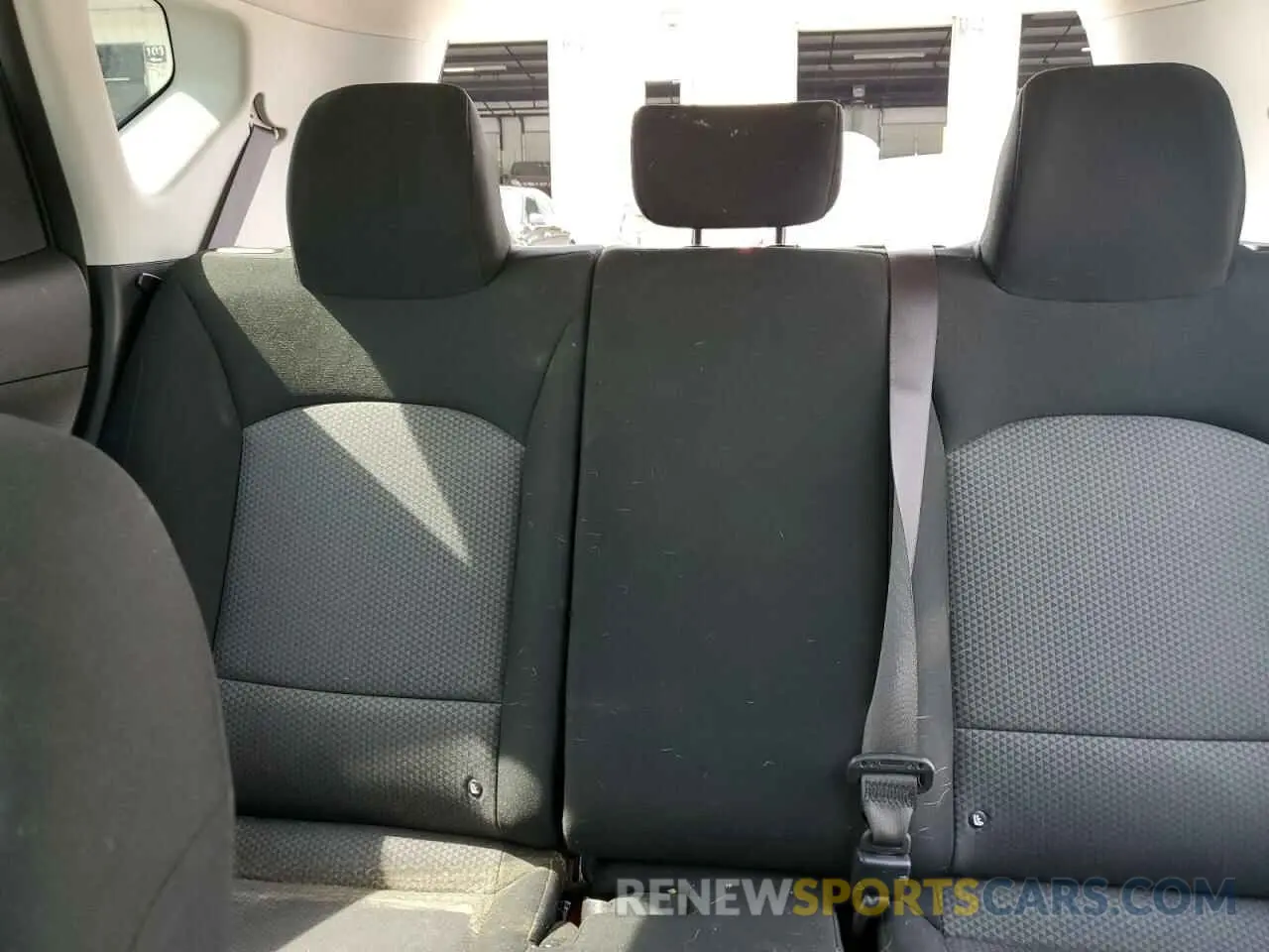 10 Photograph of a damaged car KNDJ23AU6L7091384 KIA SOUL 2020