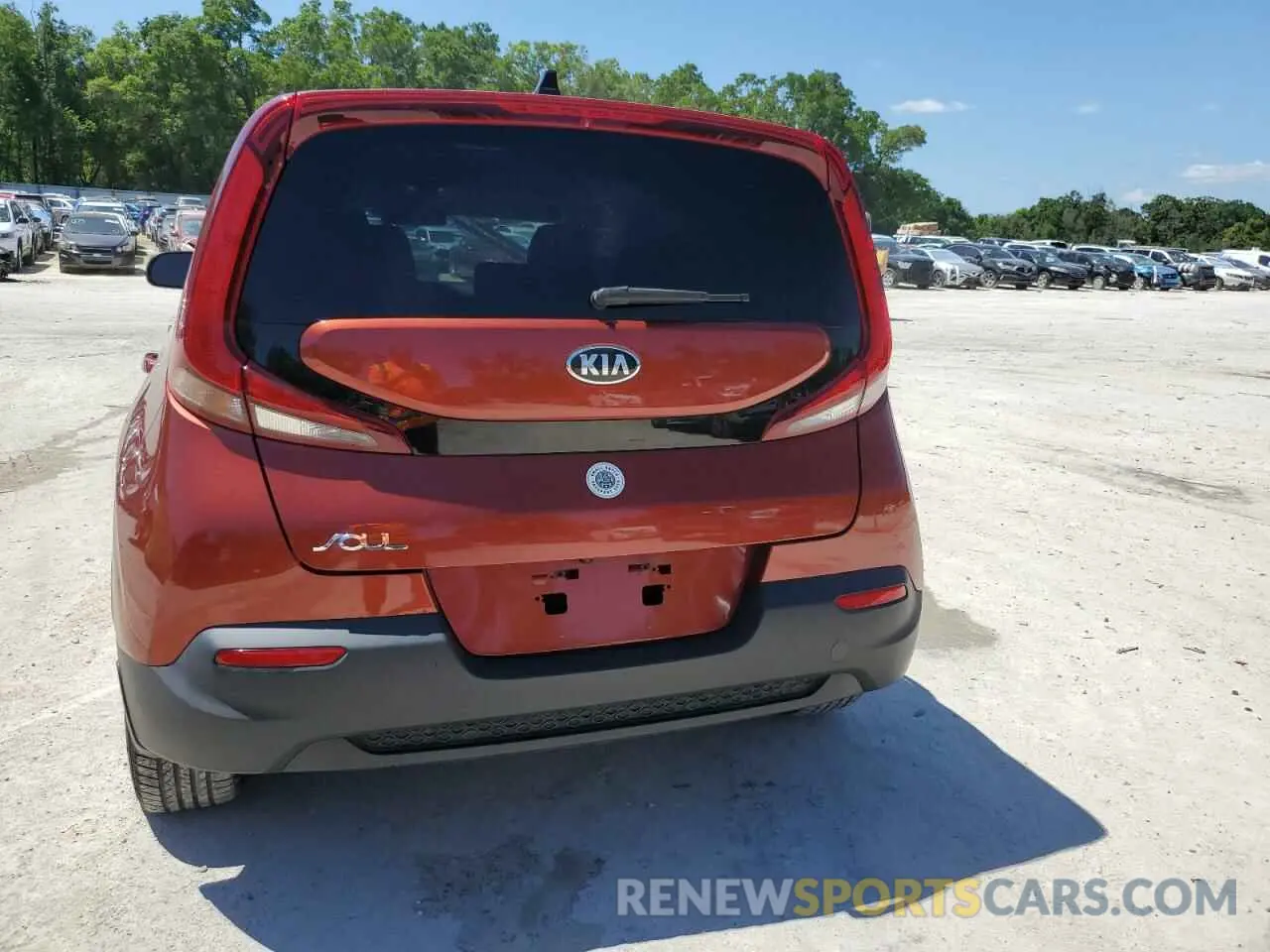 6 Photograph of a damaged car KNDJ23AU6L7118891 KIA SOUL 2020